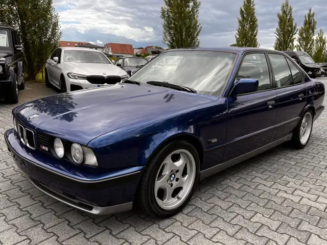 BMW M5 E 34 M 5 Limousine. Deutsch, Nürburgringpaket
