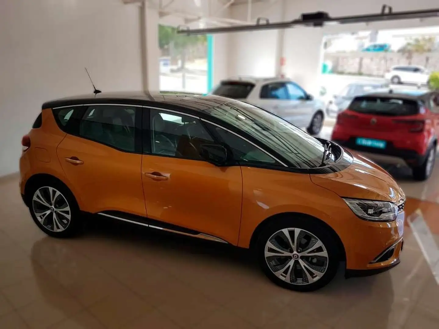 Renault Scenic Zen TCe 103kW (140CV) GPF Amarillo - 1