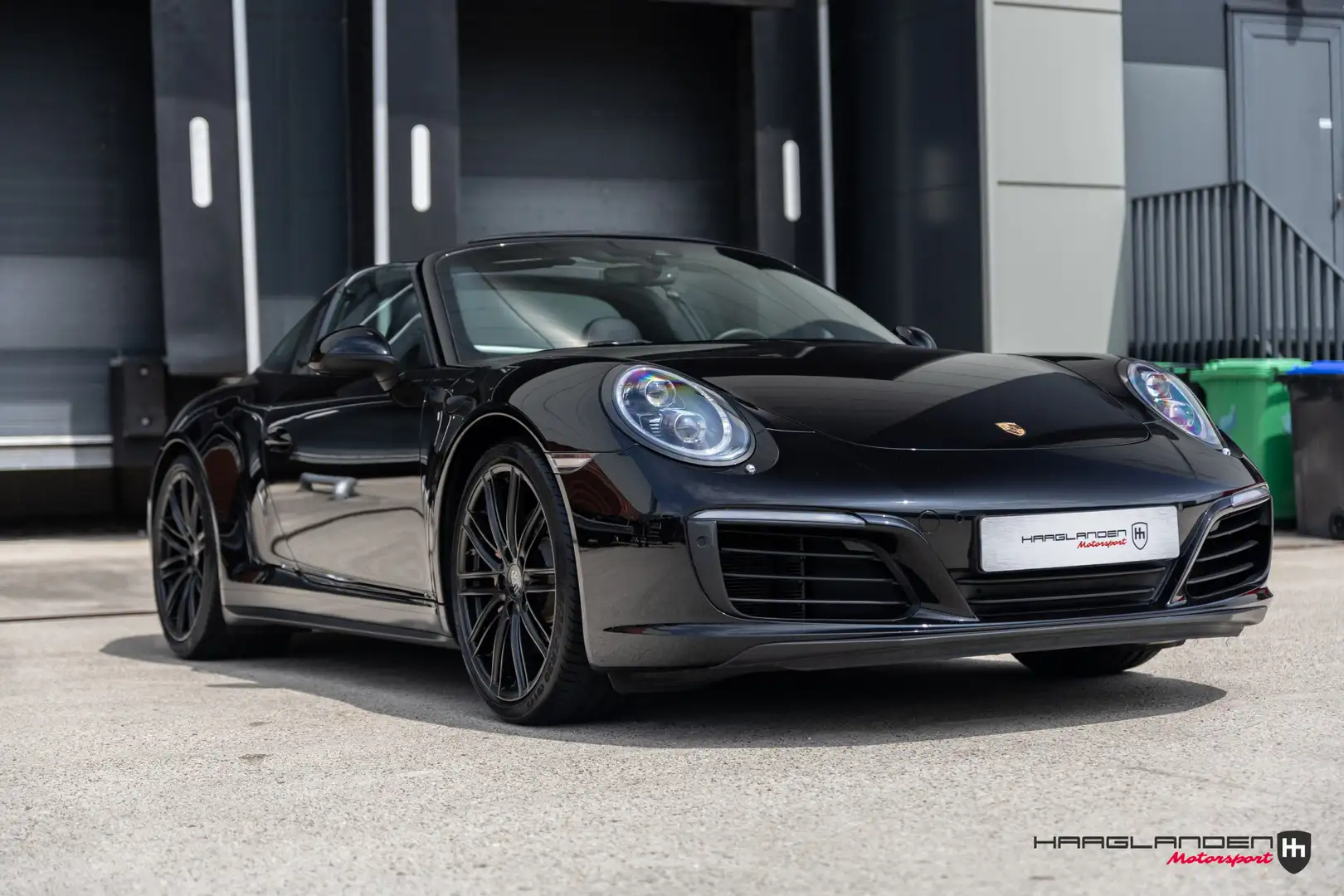 Porsche 991 911/991 3.0 Targa 4S Noir - 2