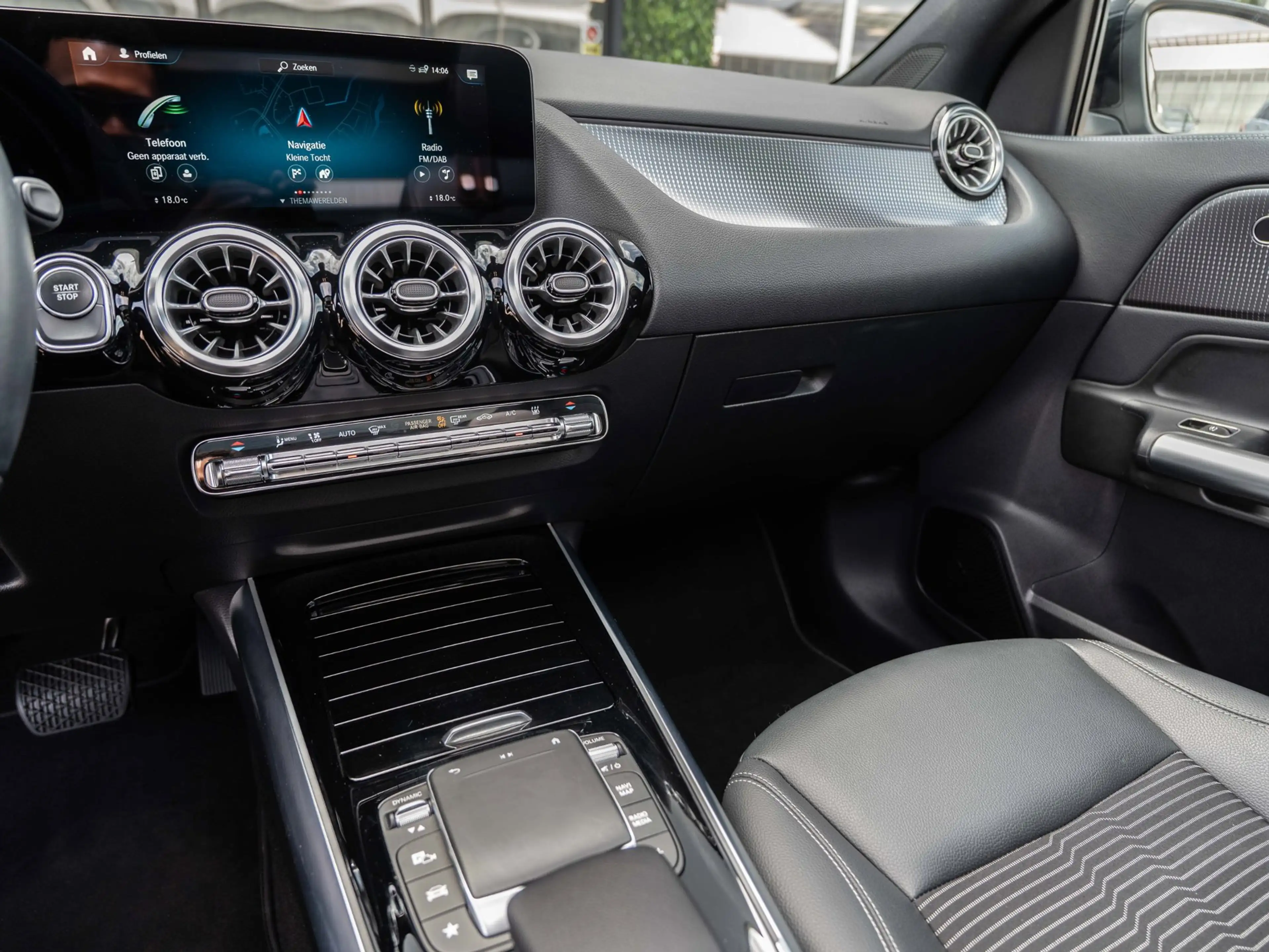 Mercedes-Benz EQA 250 250+ Luxury Line 71 kWh | SOH 97,7% | DC-Laden | W — photo 2