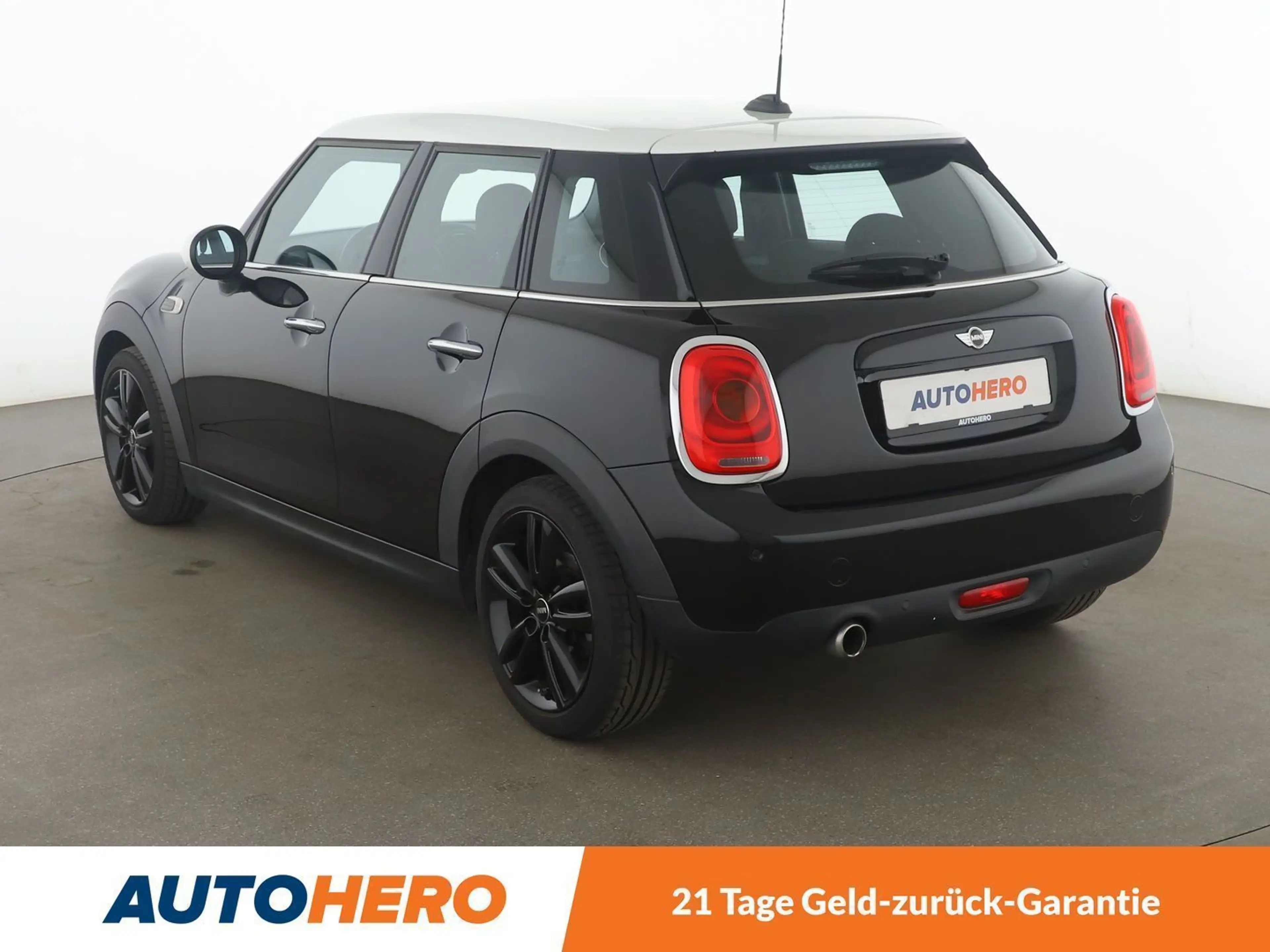 MINI Cooper D Cooper D*NAVI*TEMPO*PDC*SHZ*KLIMA*GARANTIE* — photo 4
