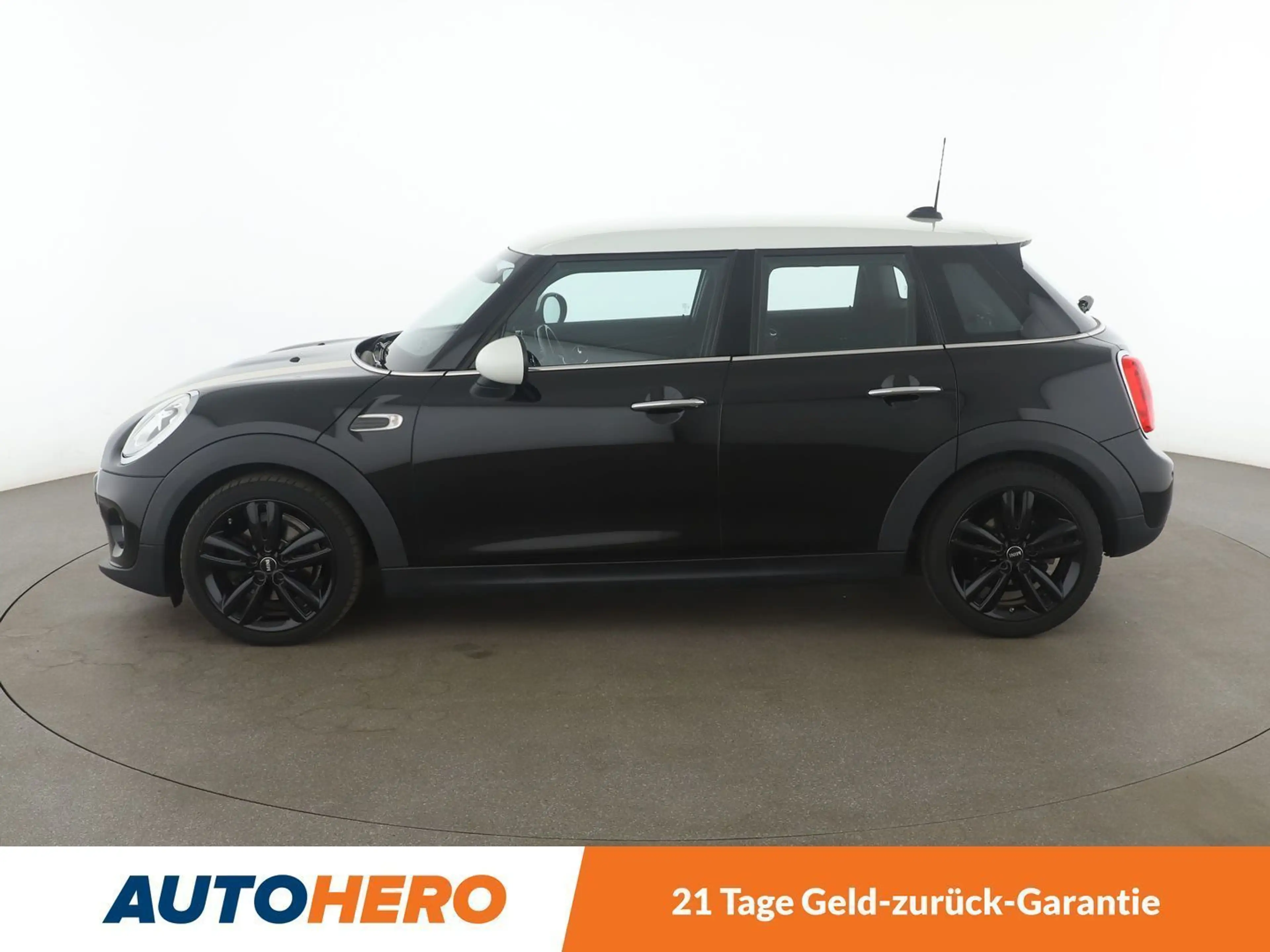 MINI Cooper D Cooper D*NAVI*TEMPO*PDC*SHZ*KLIMA*GARANTIE* — photo 3