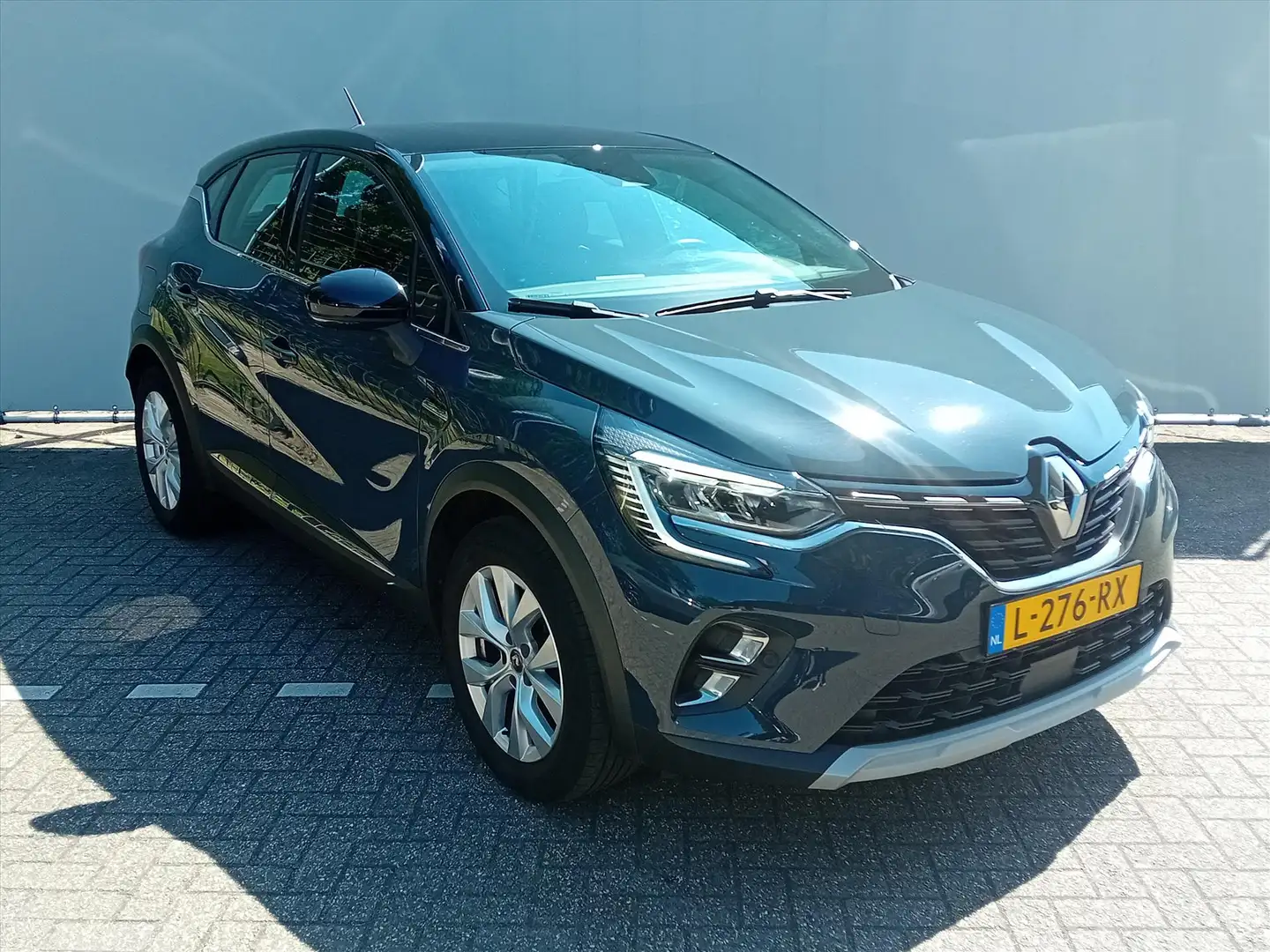 Renault Captur TCe 101pk Intens I Navi I Camera I Clima Blauw - 2