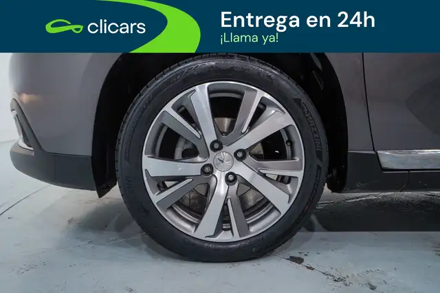Peugeot 2008 view 11