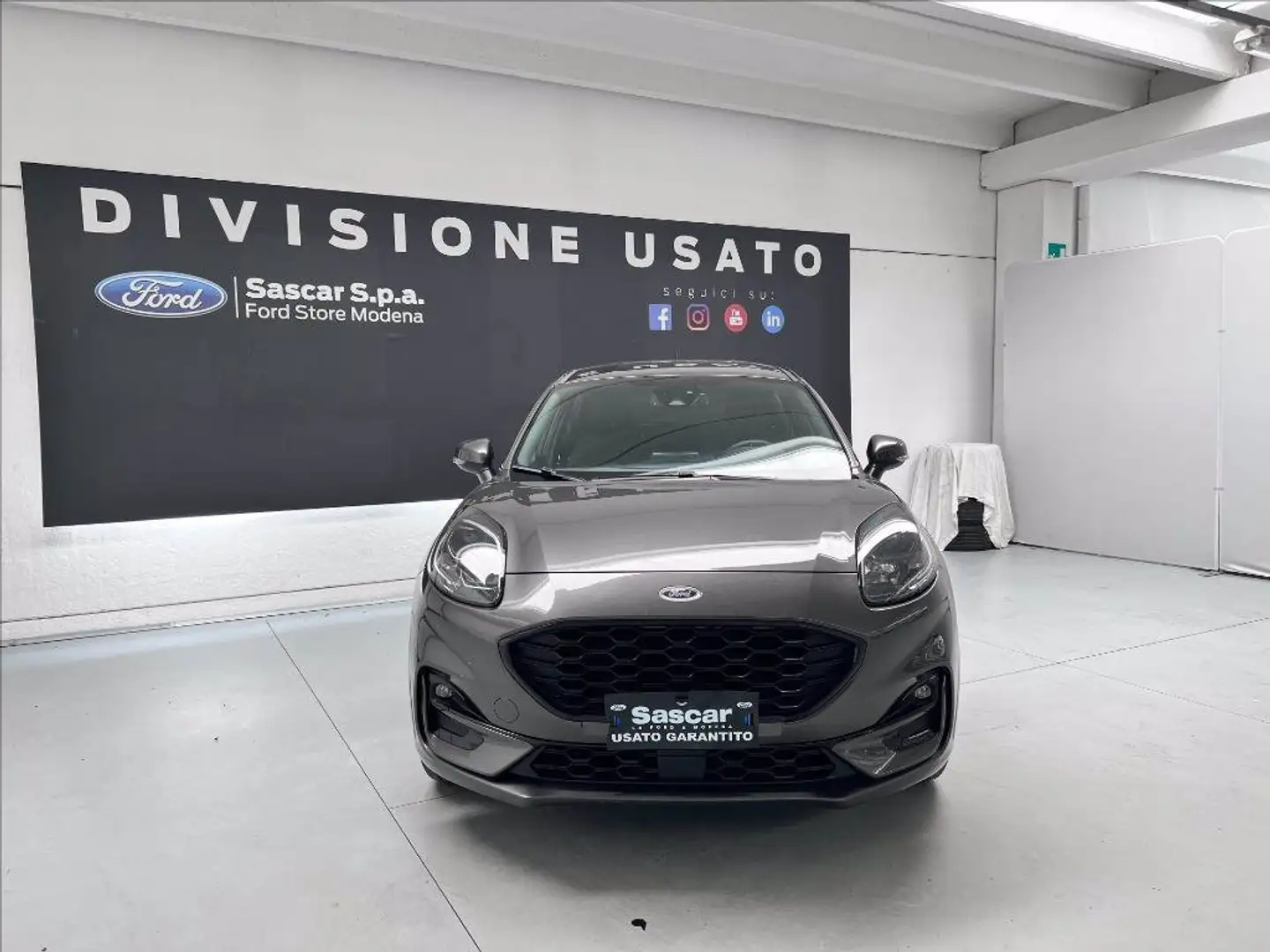 Ford Puma 1.0 ecoboost h ST-line Design s&s 125cv Gris - 2