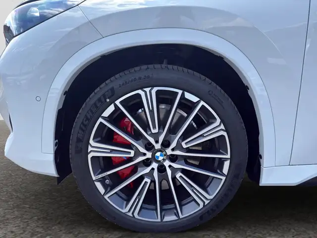 BMW X1 view 7