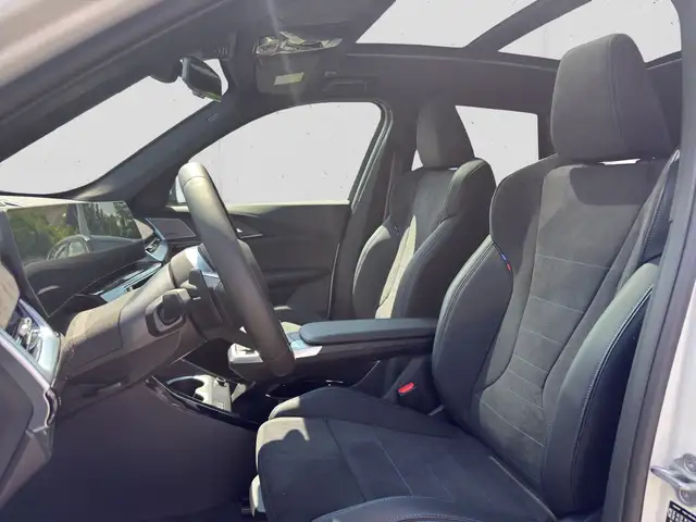 BMW X1 view 8