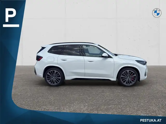 BMW X1 view 3