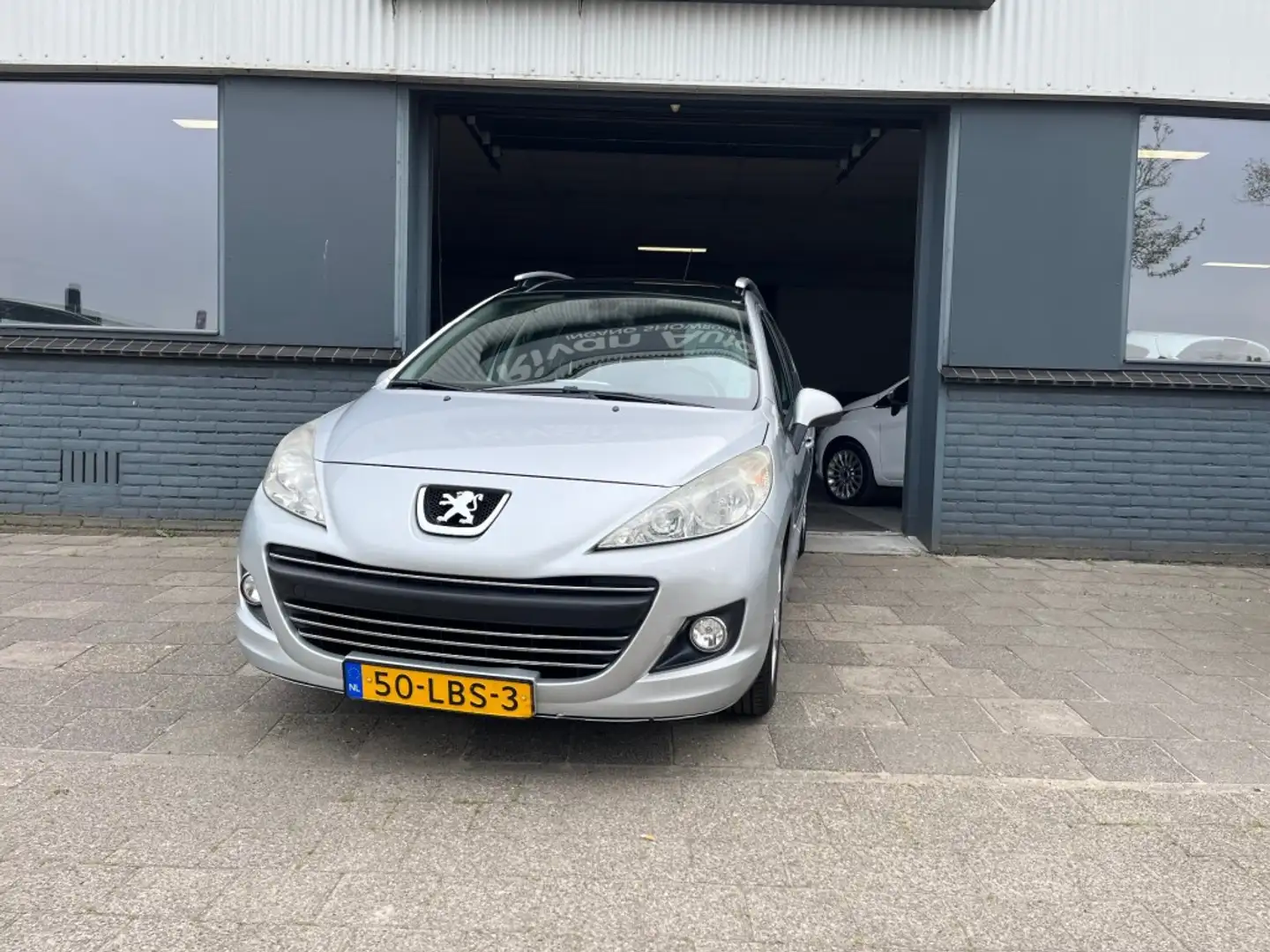 Peugeot 207 1.6 VTI XS Gris - 2