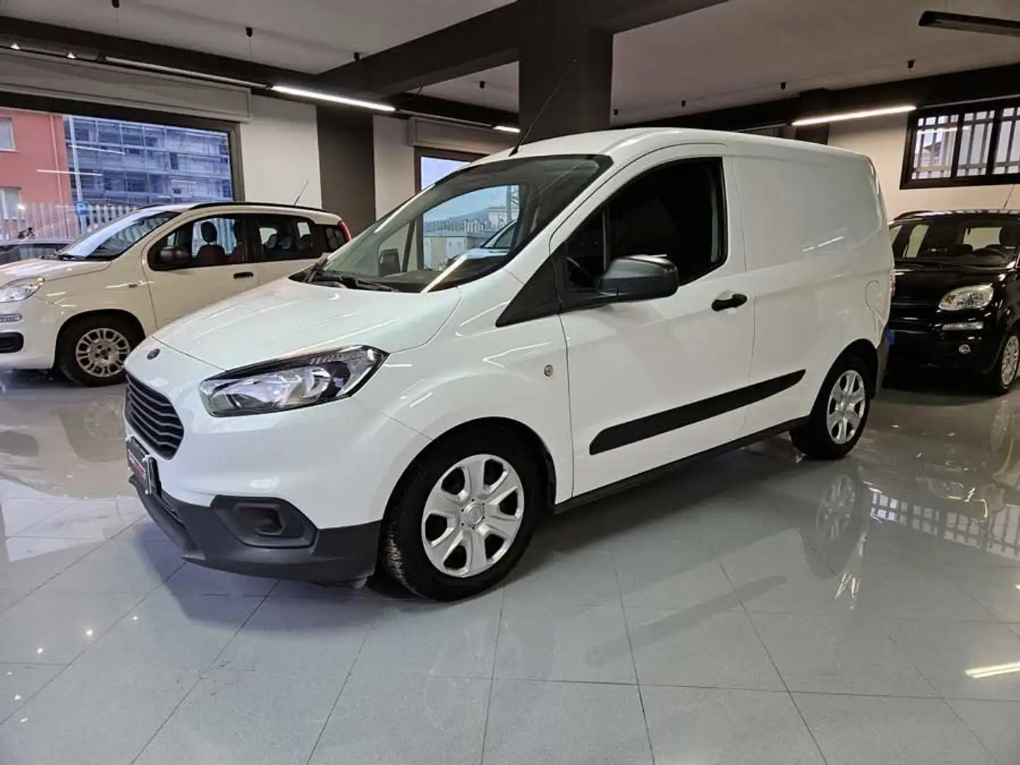 Ford Transit Courier 1.5 TDCi Trend Bianco - 2