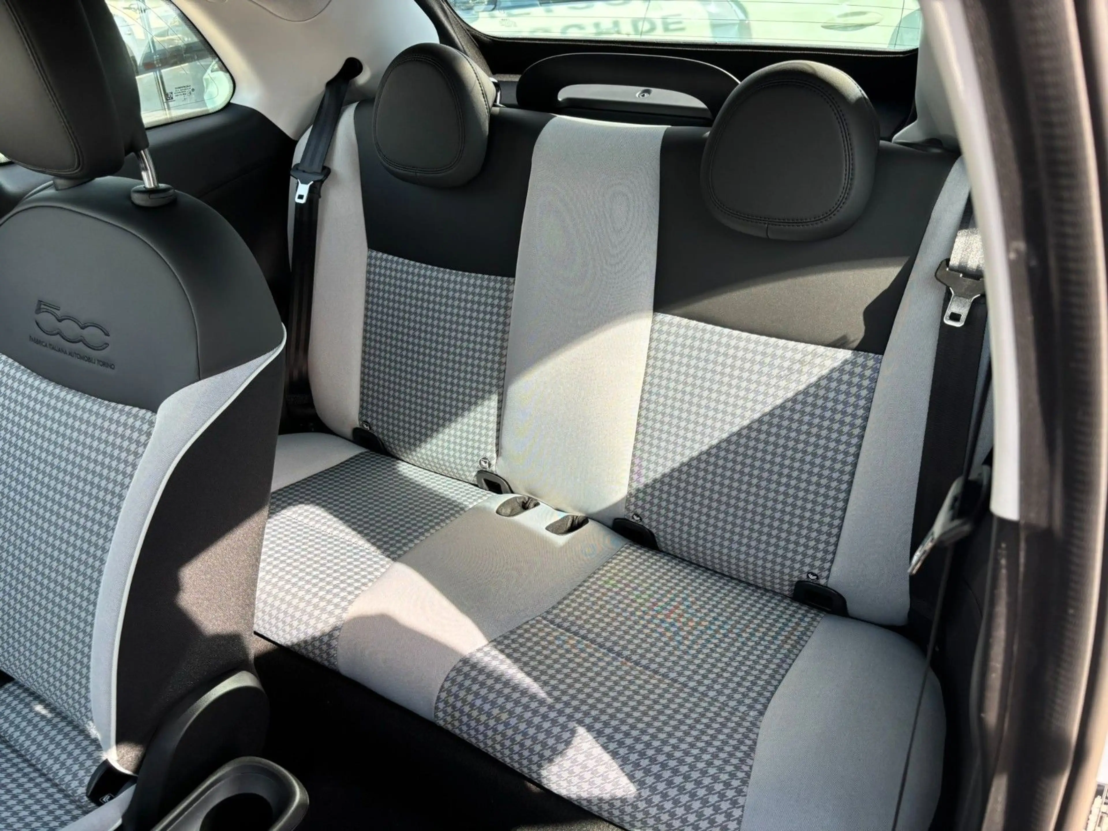 Fiat 500 Hybrid*Icon*Cabrio — photo 8