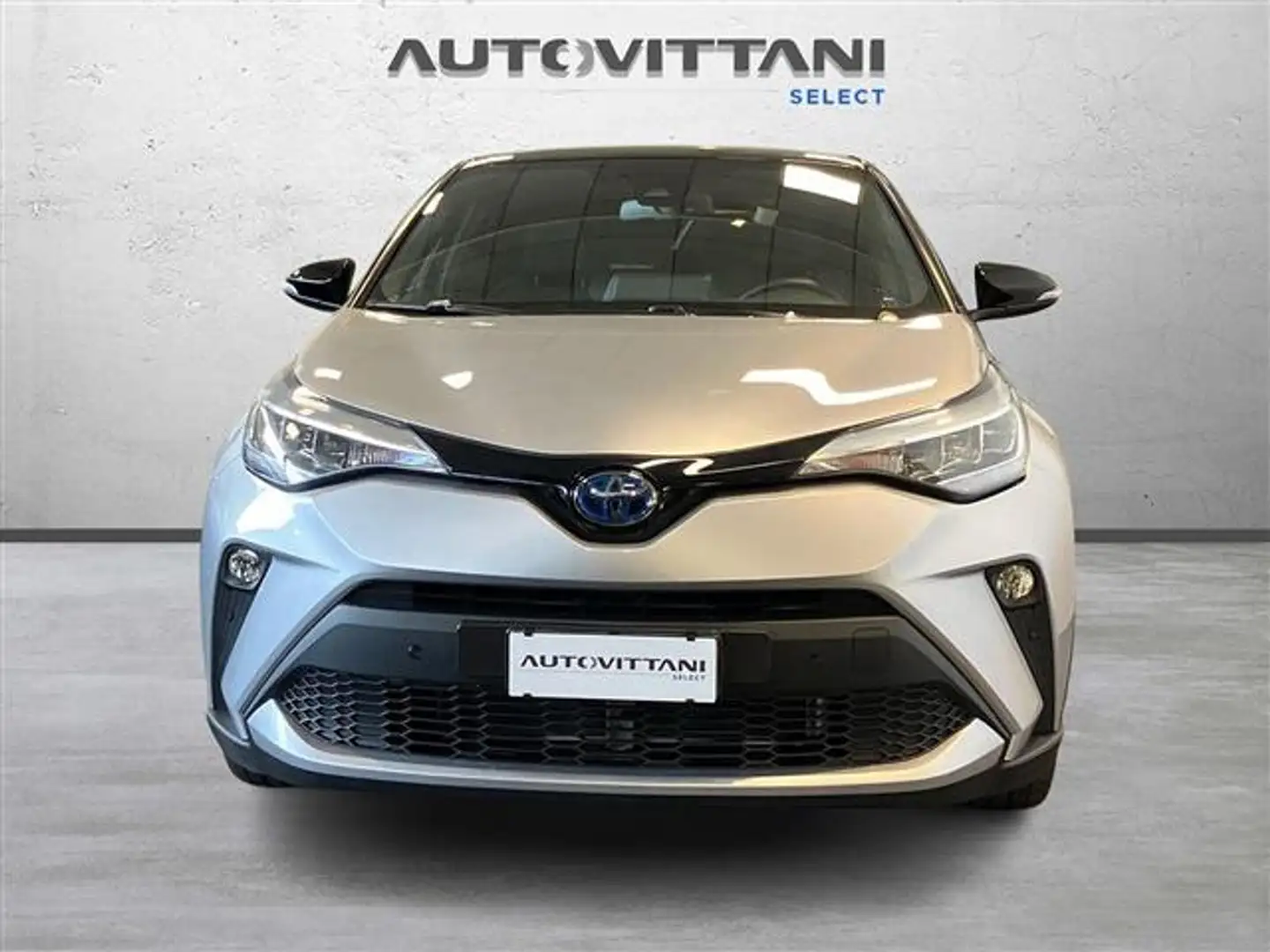Toyota C-HR 1.8 Hybrid Active e-CVT Grijs - 2