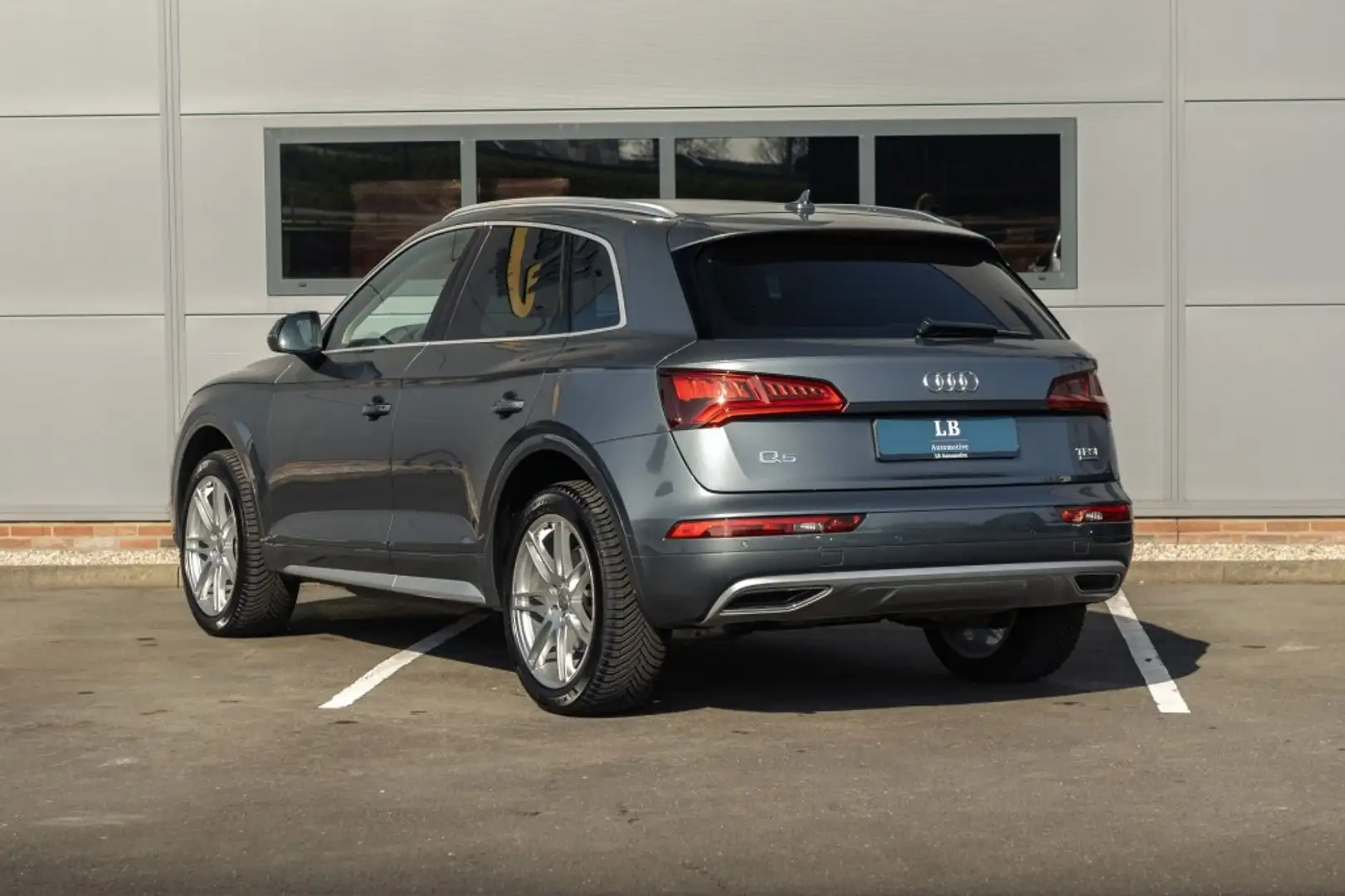 Audi Q5 2.0 TFSI, Quattro, S-tronic, 24.690 km! Gris - 2