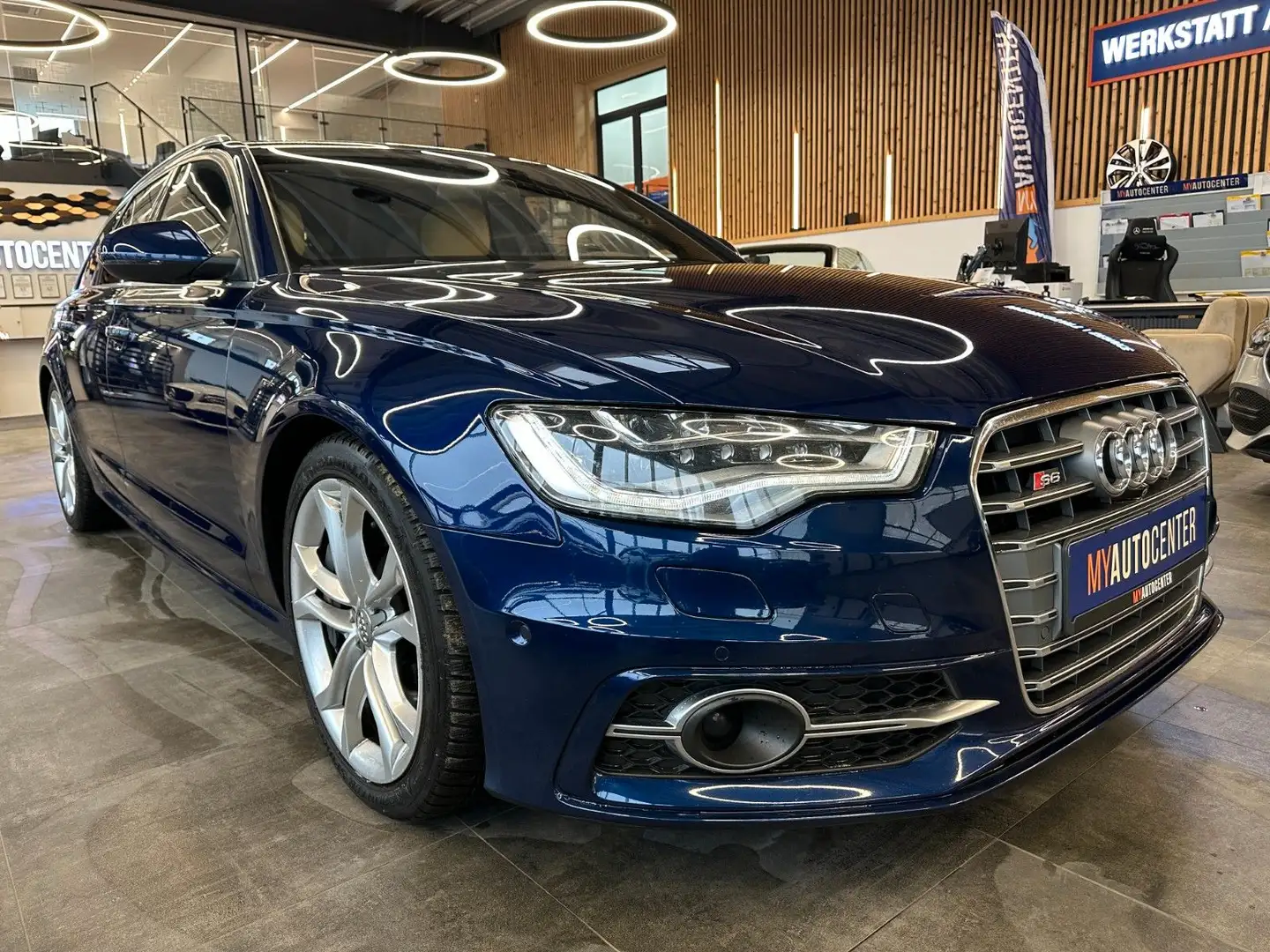 Audi S6 Avant 4.0 TFSI quattro *VOLLAUSSTATTUNG* Blau - 2