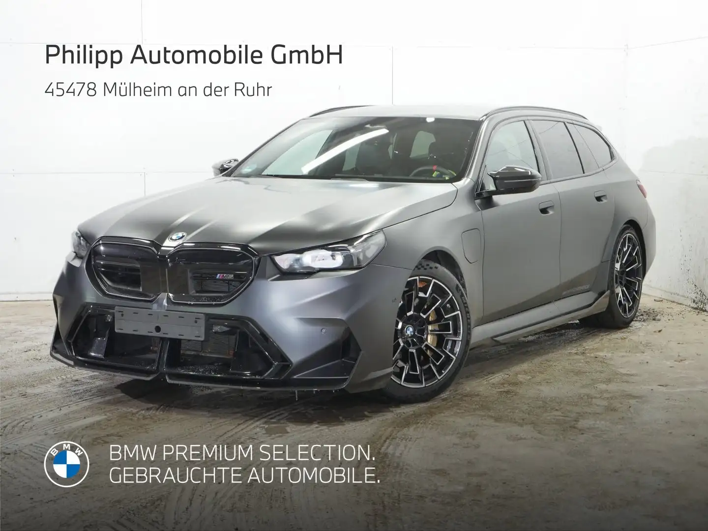 BMW M5 Touring Keramik PANO B&W M-Drivers-P AHK 0,5% Grau - 1