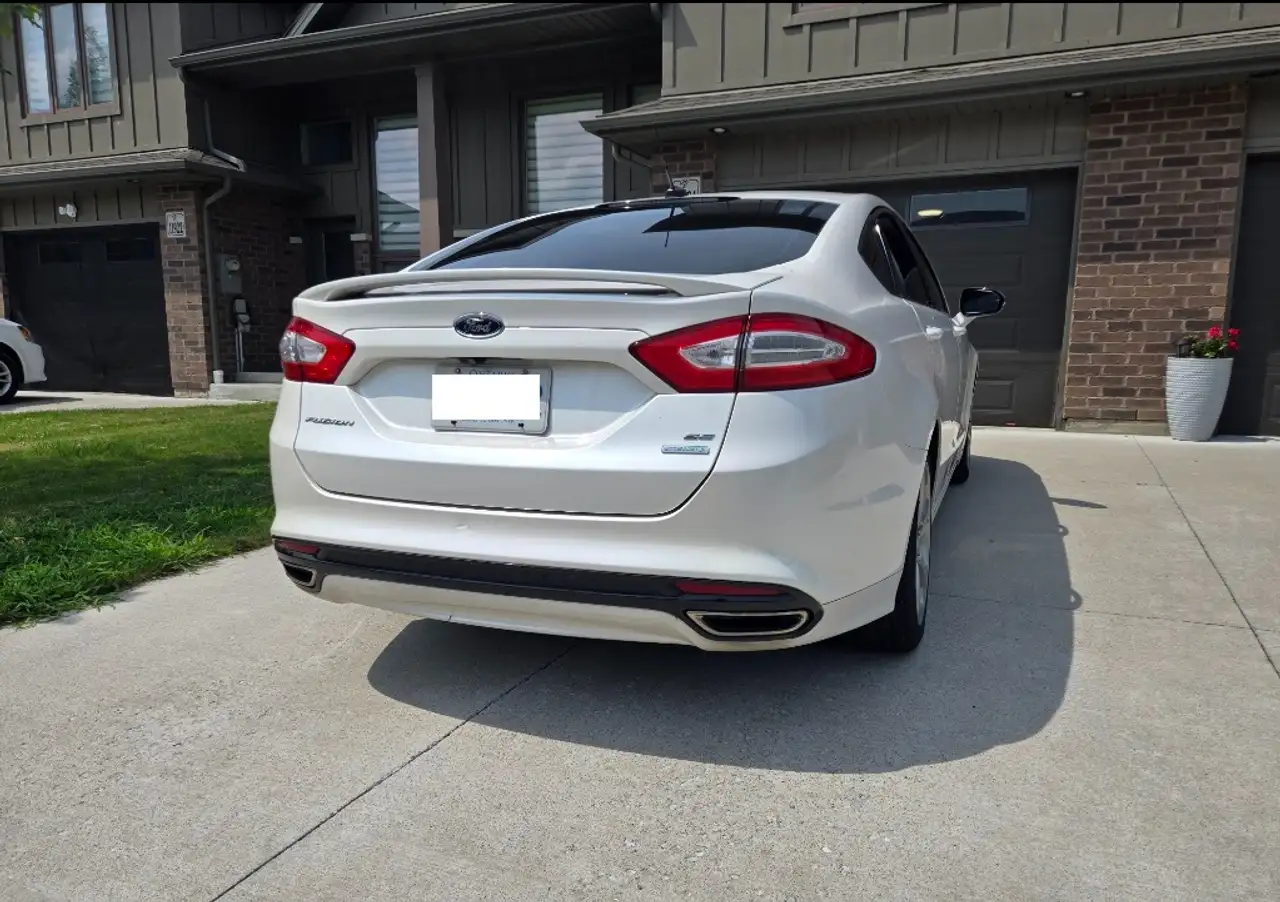 Ford Fusion снимка Ford Fusion
