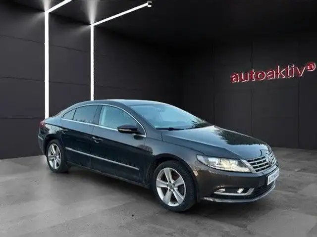 Volkswagen CC Sport/Bi-Xenon/Navi/Sitzhzg/Tempomat/Alu/PDC
