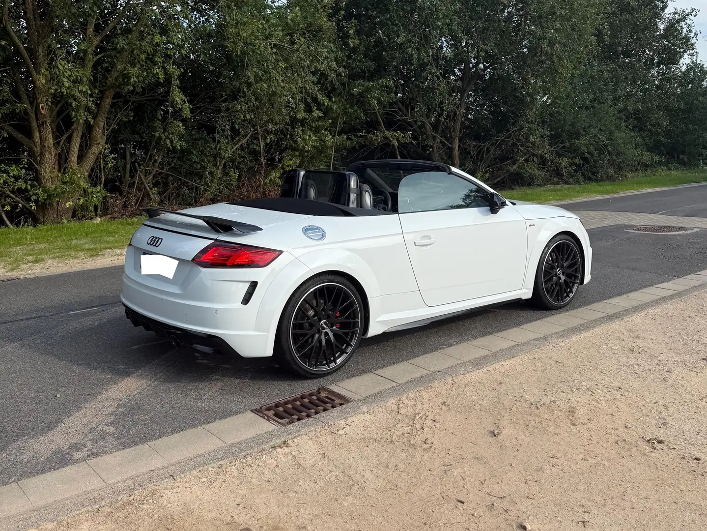 Audi TT Roadster S-Line Competition MMI Weiß - 2