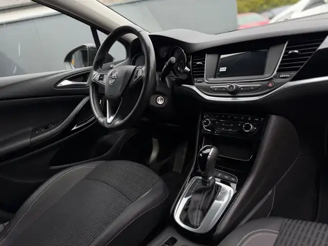 Opel Astra view 14