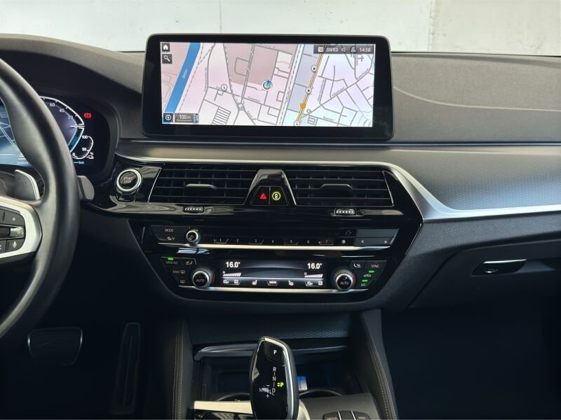 BMW 545 e xDrive Lim. M Sportpaket — photo 6