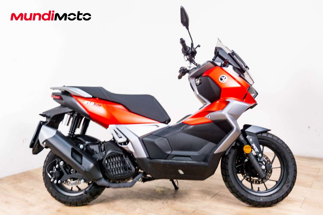 Voge R125