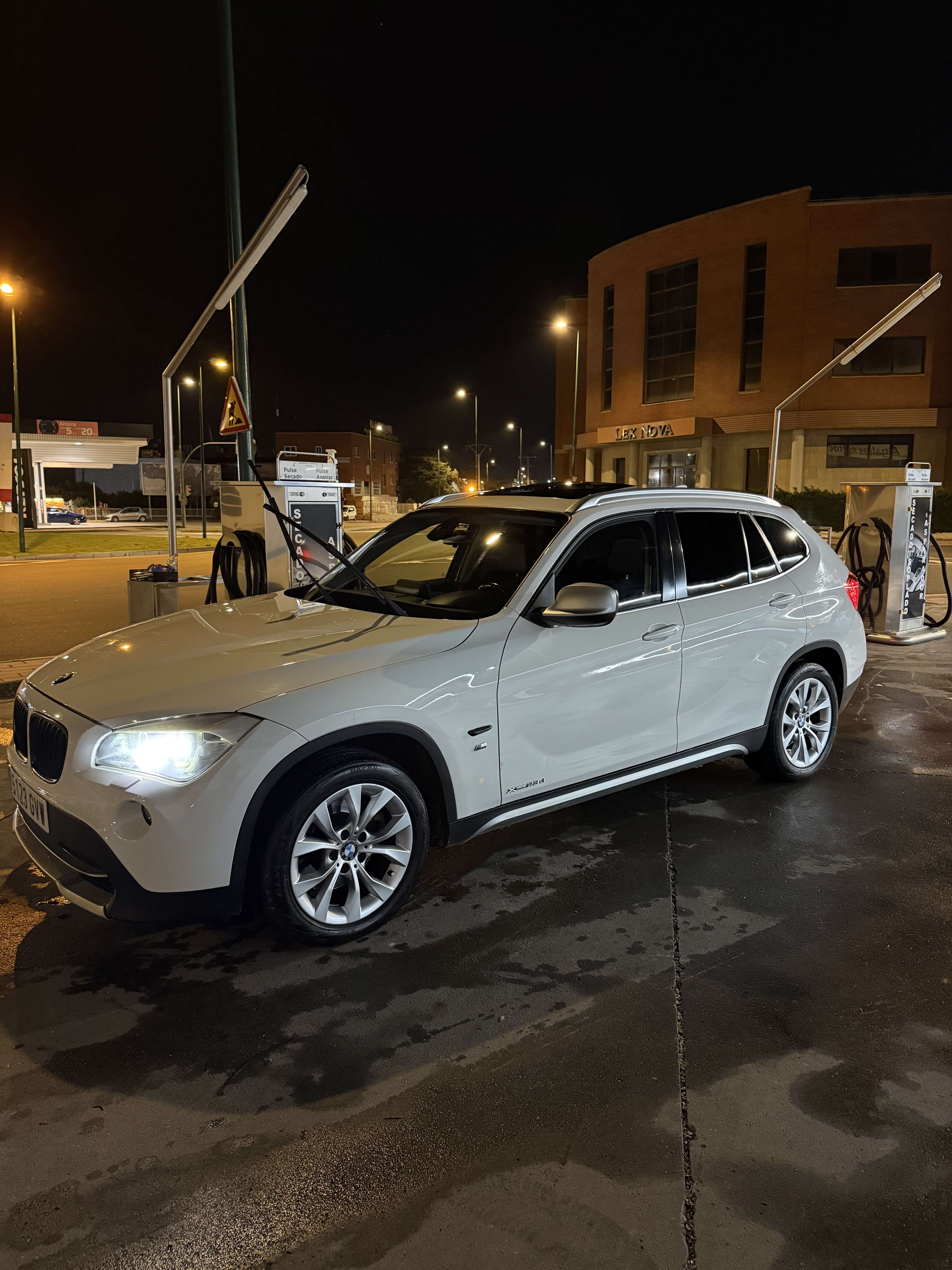 BMW X1 xDrive 23dA - foto 1
