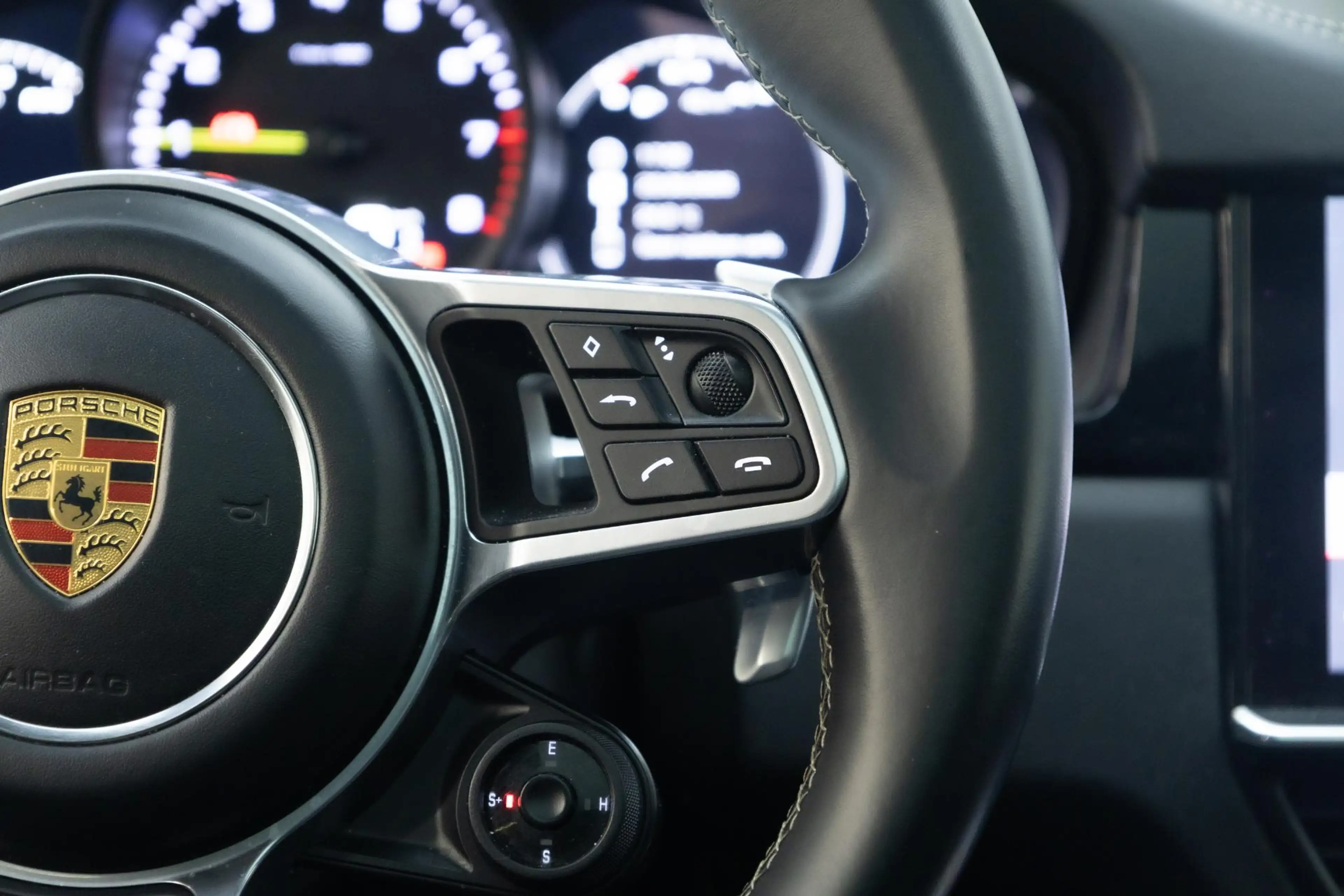 Porsche Cayenne Coupé 3.0 E-Hybrid | SOH 87.4 | Rijdt alleen op be — photo 17