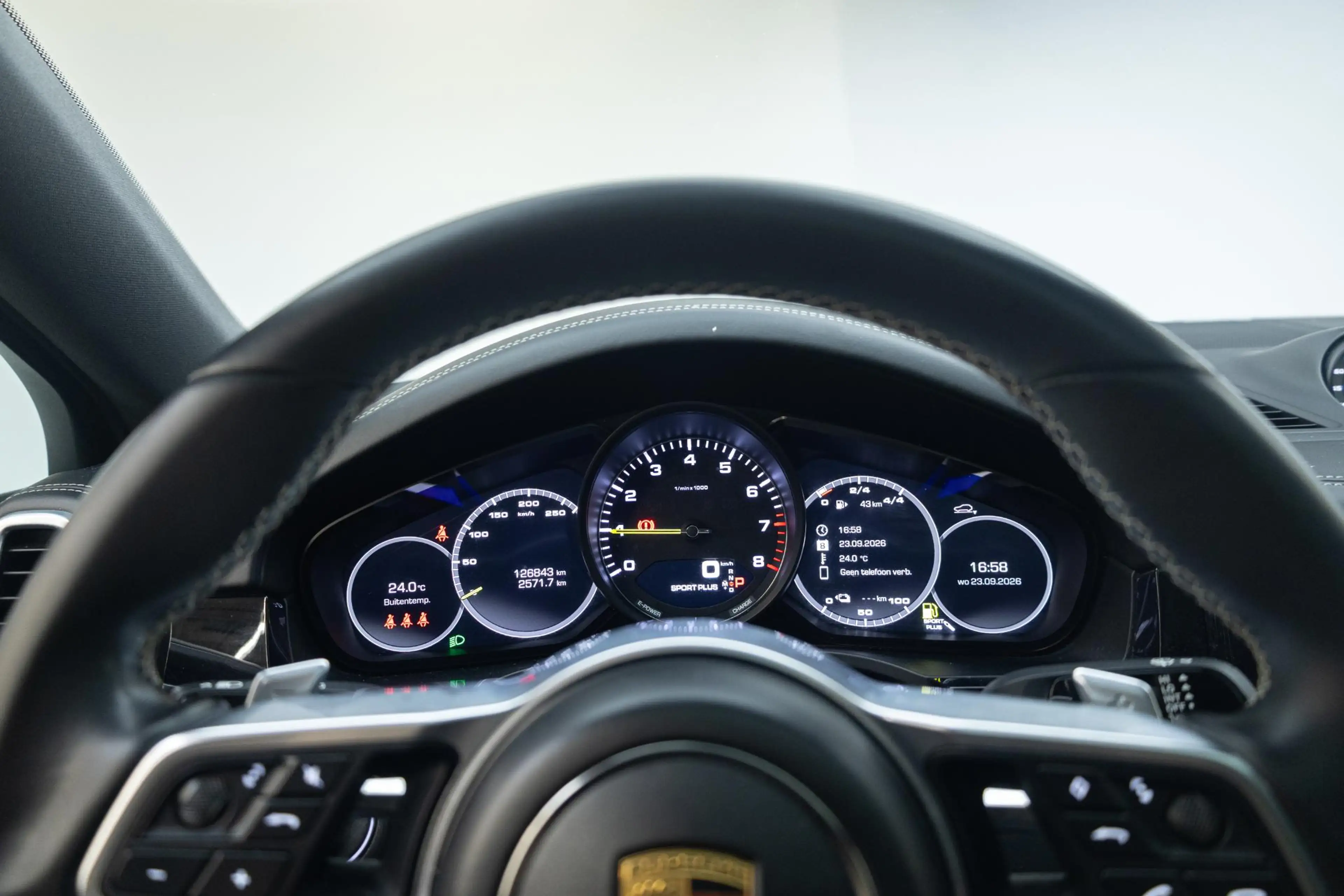 Porsche Cayenne Coupé 3.0 E-Hybrid | SOH 87.4 | Rijdt alleen op be — photo 15