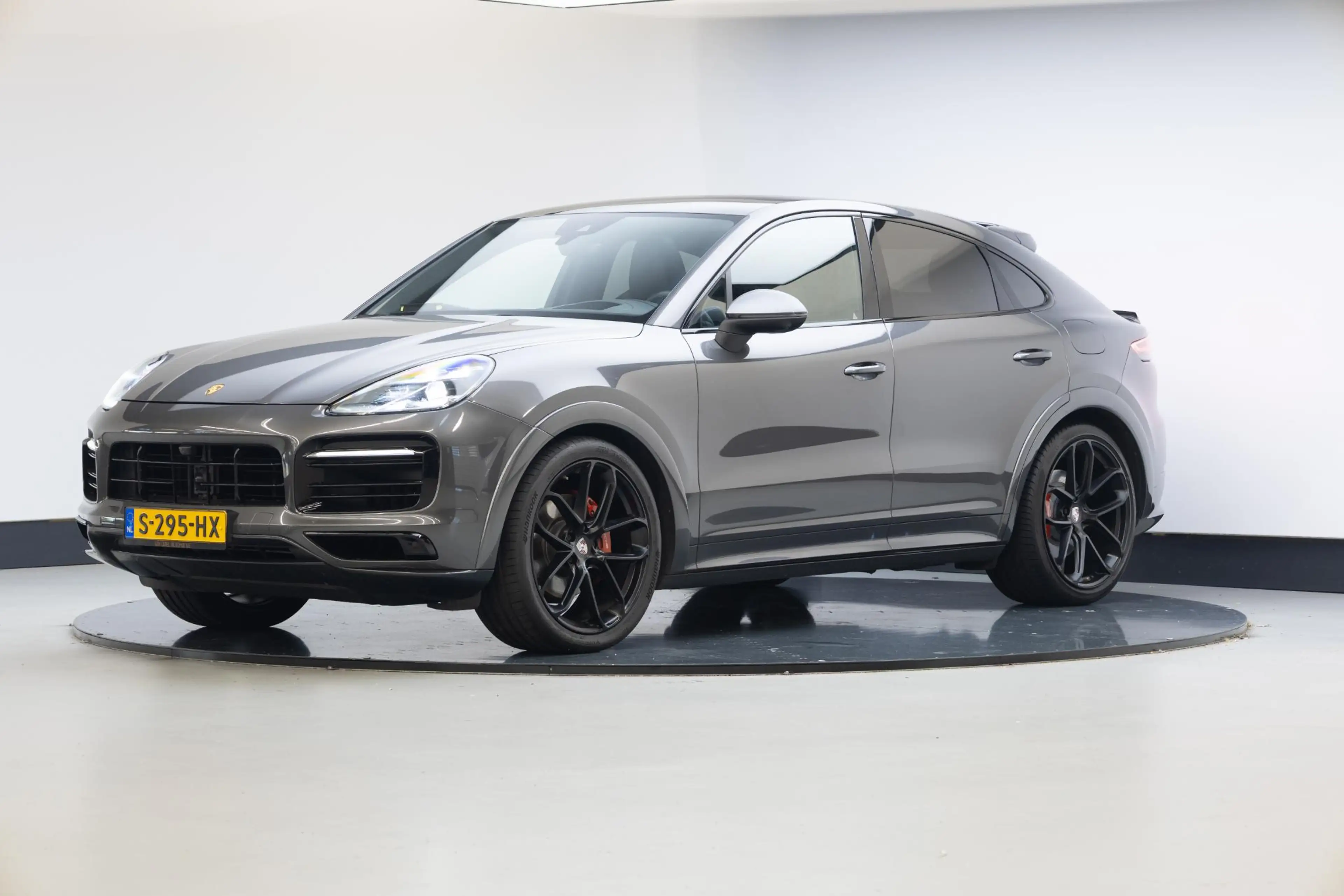 Porsche Cayenne Coupé 3.0 E-Hybrid | SOH 87.4 | Rijdt alleen op be — photo 23