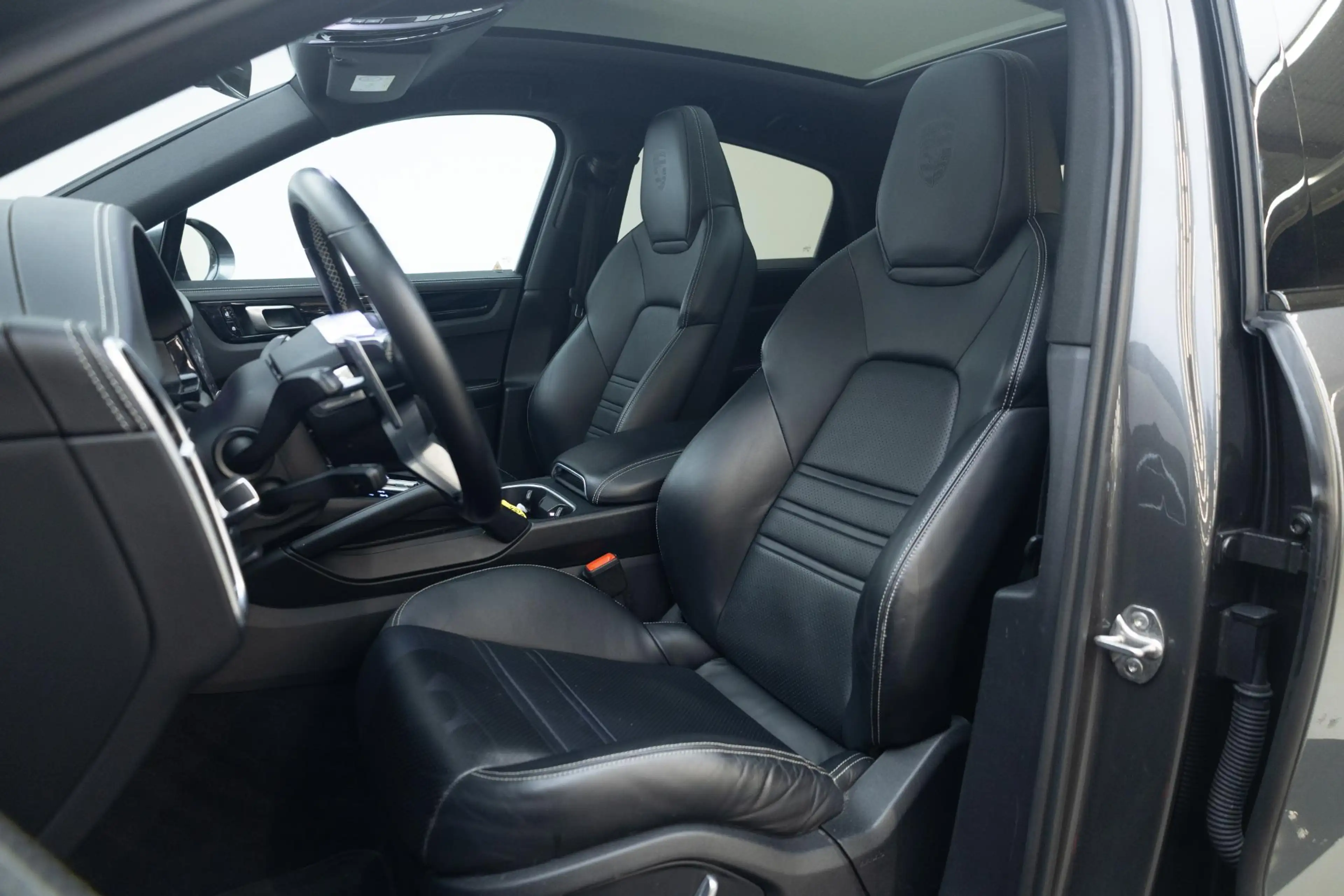 Porsche Cayenne Coupé 3.0 E-Hybrid | SOH 87.4 | Rijdt alleen op be — photo 5