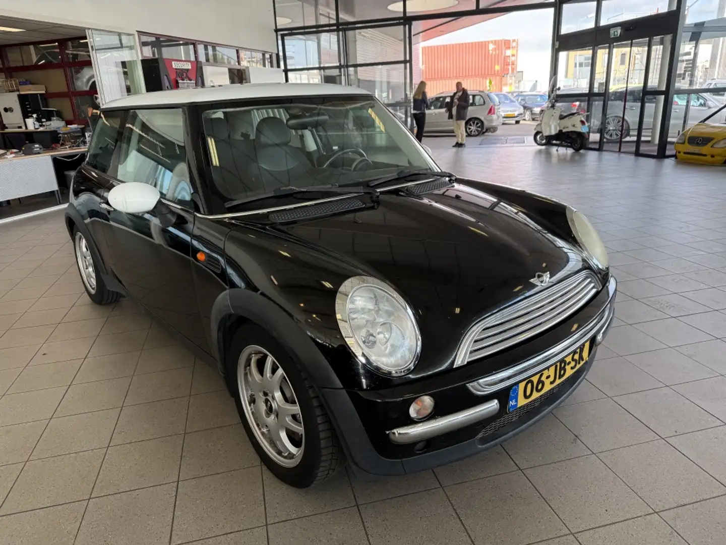 MINI Cooper Mini 1.6 Chili Negro - 2