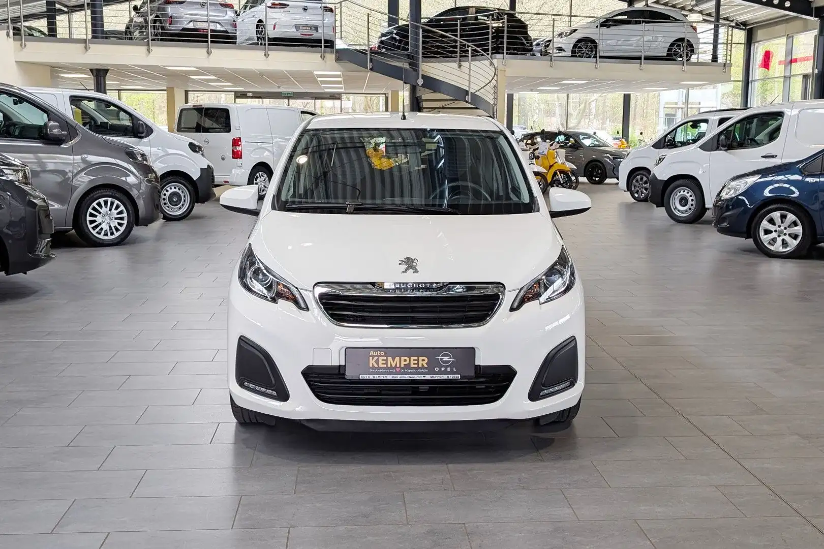 Peugeot 108 Active *Sitzheizung*Klimaanlage* Weiß - 2