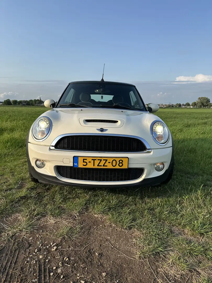 MINI Cooper S Cabrio 1.6 Chili Wit - 2