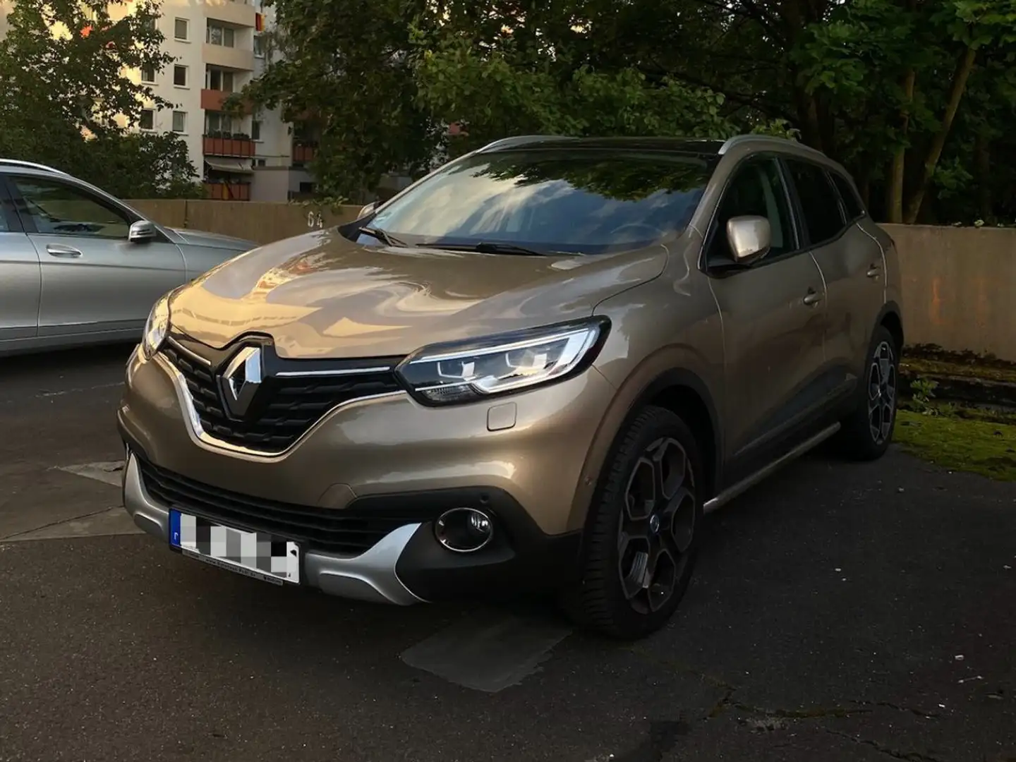 Renault Kadjar Kadjar Energy TCe 130 EDCCROSSBORDER-S bež - 1