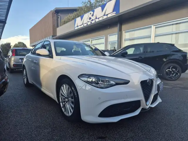 Alfa Romeo Giulia 2.2 SUPER 160cv auto