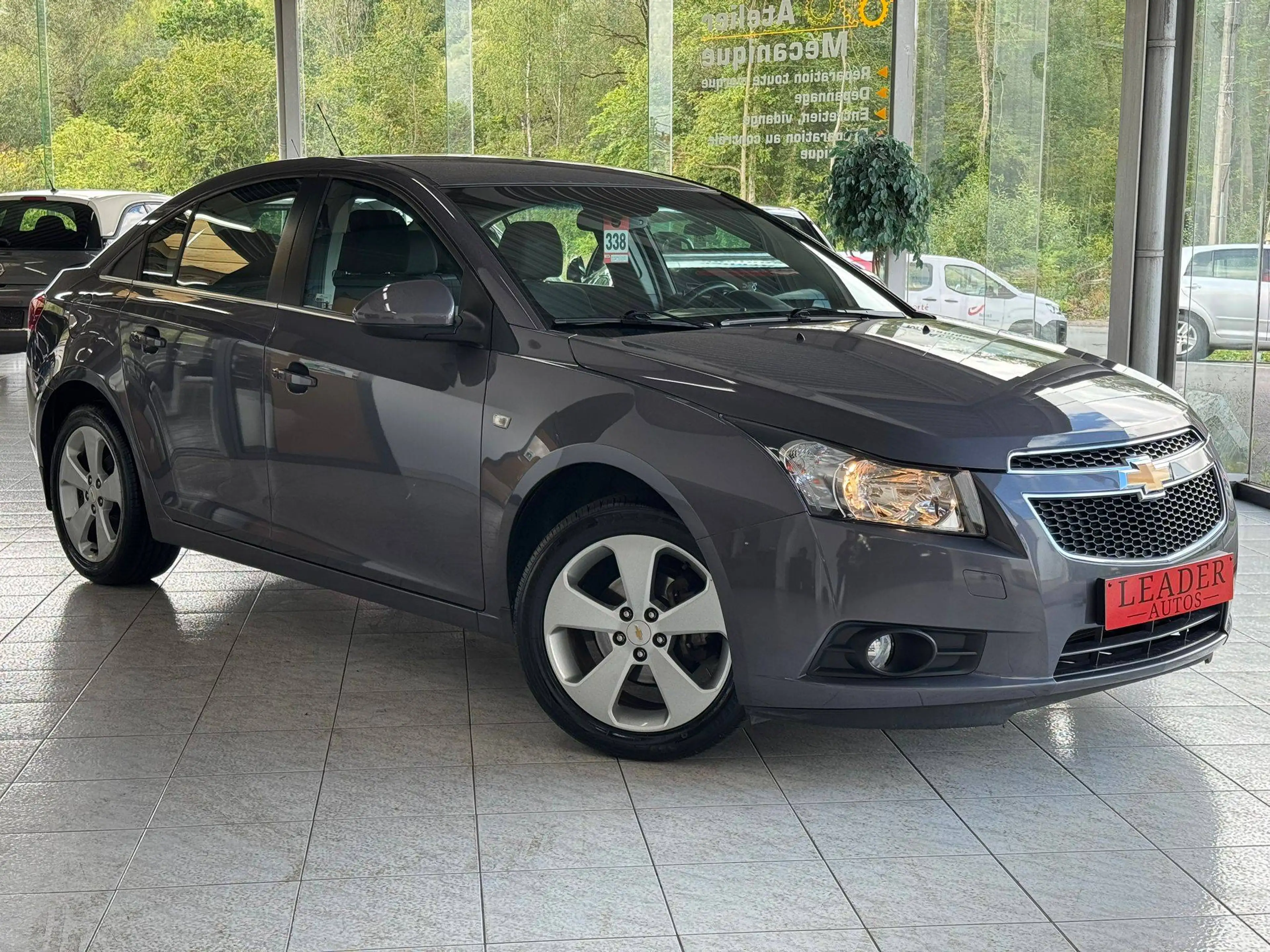 Chevrolet Cruze 🟩 1.8 ESSENCE 140CH - AUTOMATIQUE - AIRCO - CAPTEUR - FAIBLE KILOMETRAGE