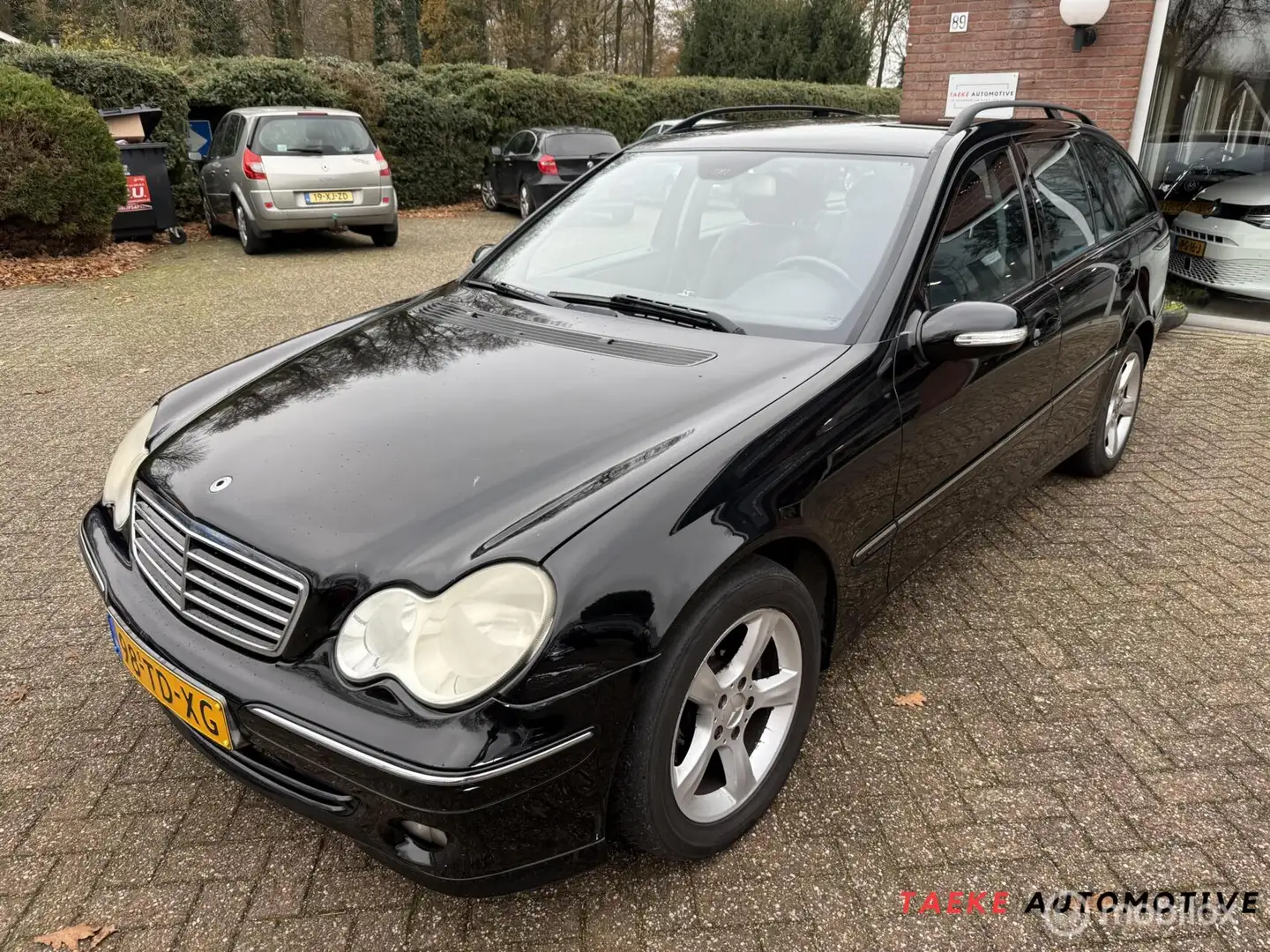 Mercedes-Benz C 220 Combi CDI Avantgarde Zwart - 1