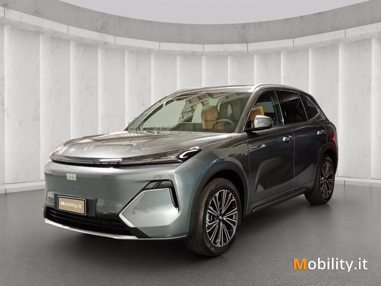 Geely Starray EM-i 1.5 phev Launch Edition Grau - 1