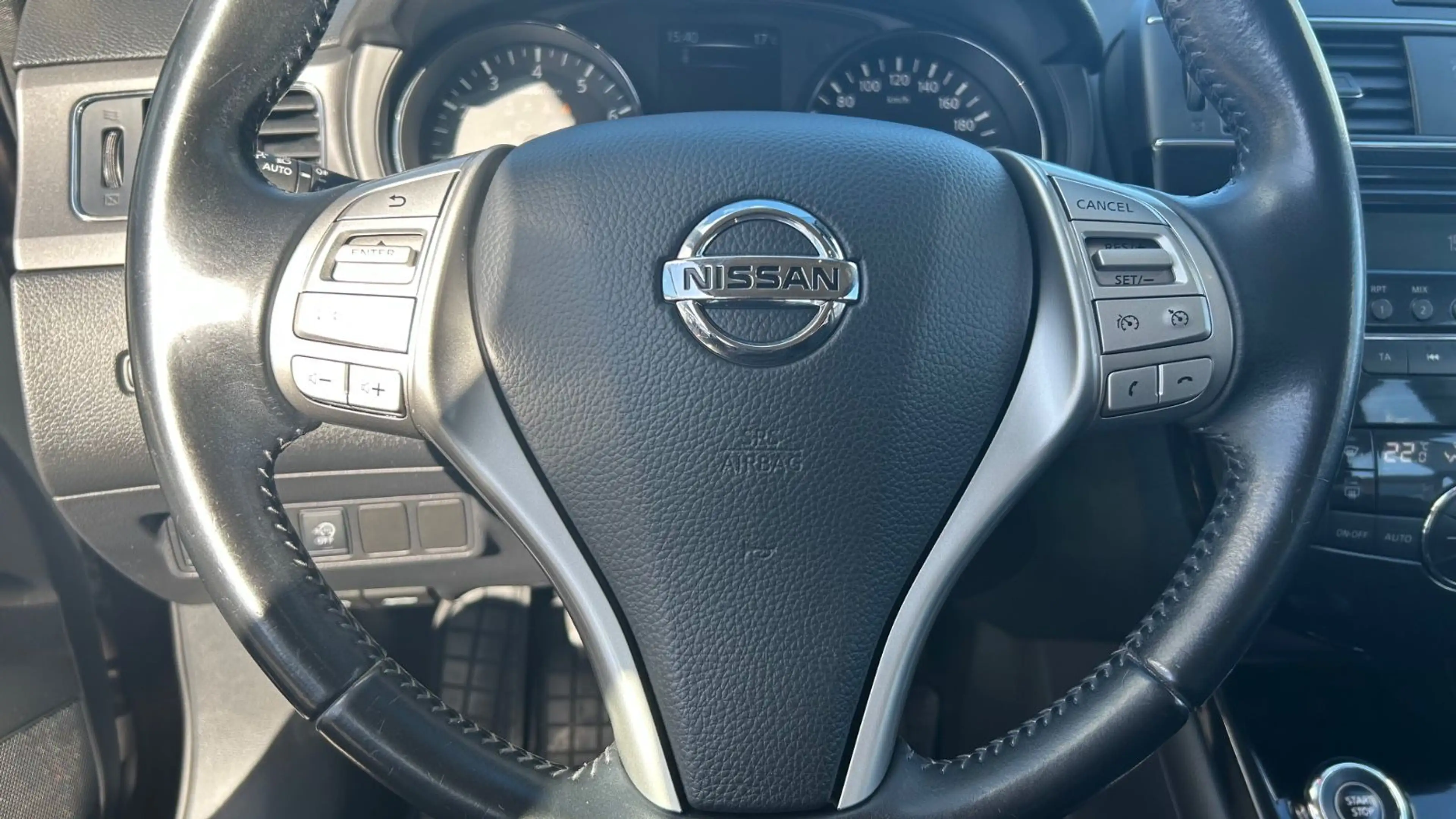 Nissan Pulsar Acenta — photo 10