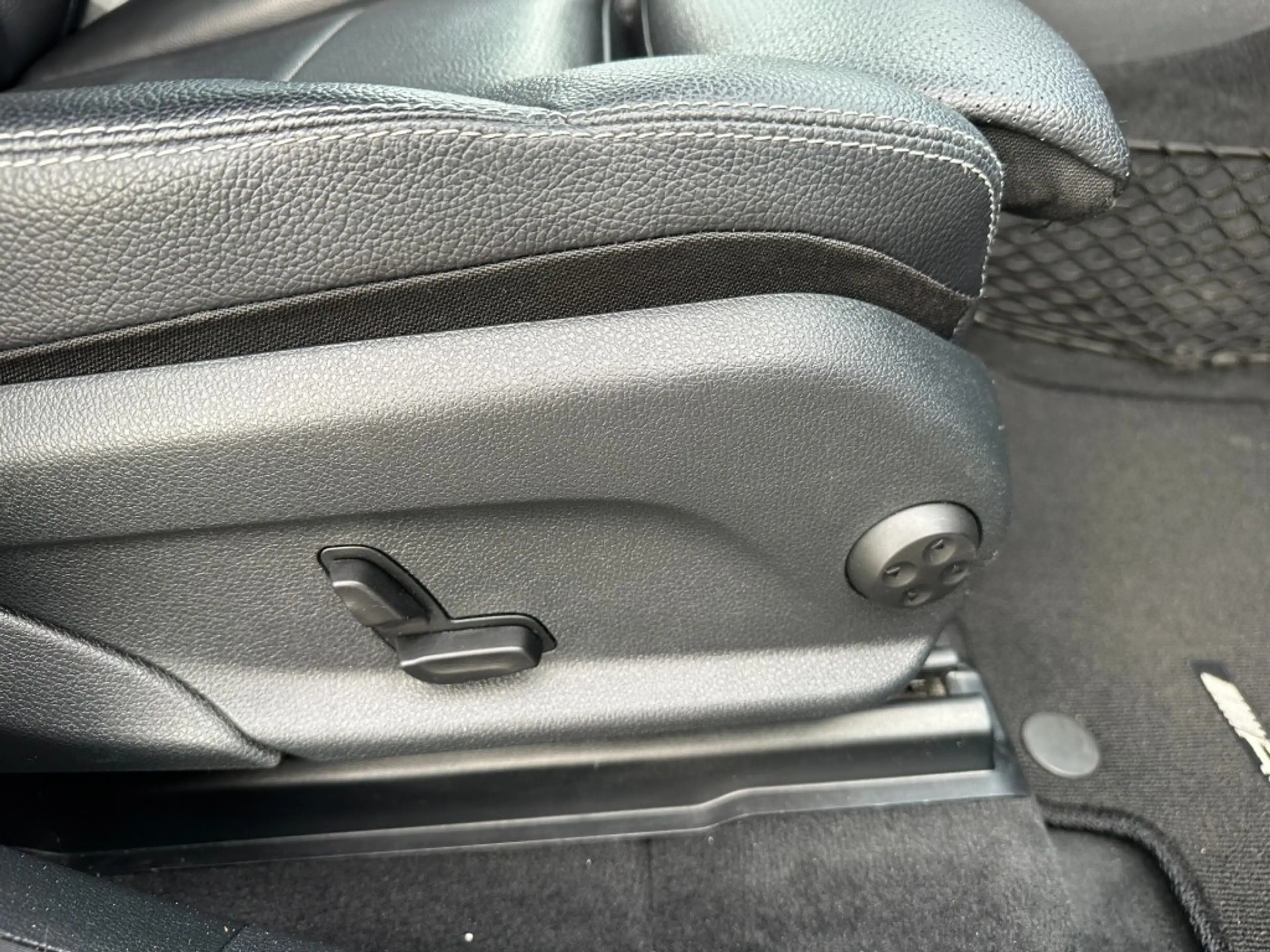 Mercedes-Benz GLC 250 250 4Matic Prestige Camera Leder Trekhaak — photo 11