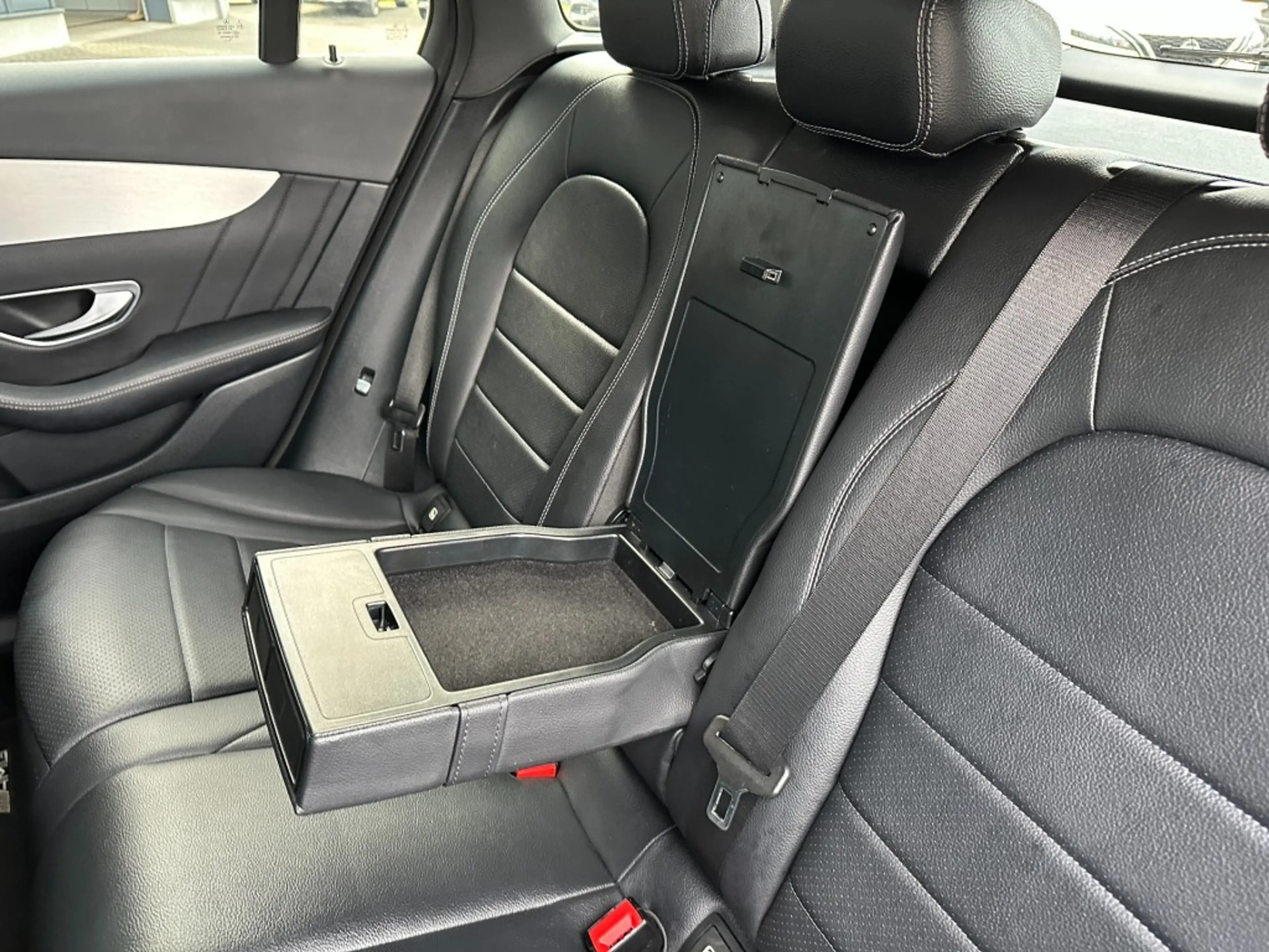 Mercedes-Benz GLC 250 250 4Matic Prestige Camera Leder Trekhaak — photo 38