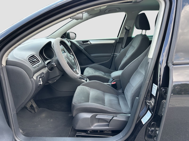 Volkswagen Golf VI 2.0 TDI Highl/R-line/DSG/SH/SD/XENON/DYN — photo 9