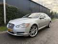 Jaguar XF 2.7D V6 Premium Luxury / AUTOMAAT / SCHUIFDAK / NA Grau - thumbnail 1