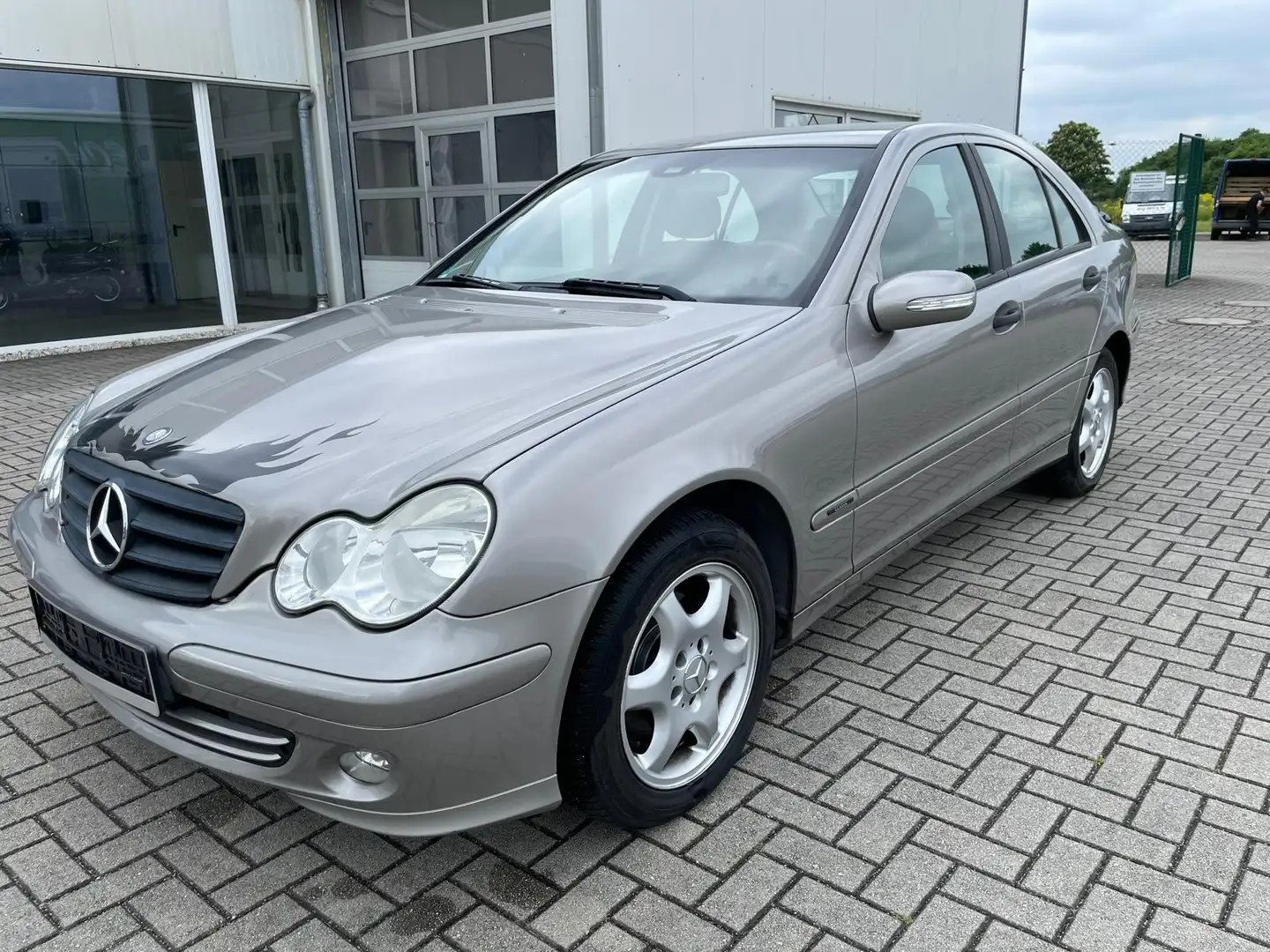 Mercedes-Benz C 180 C 180 Kompressor - 1