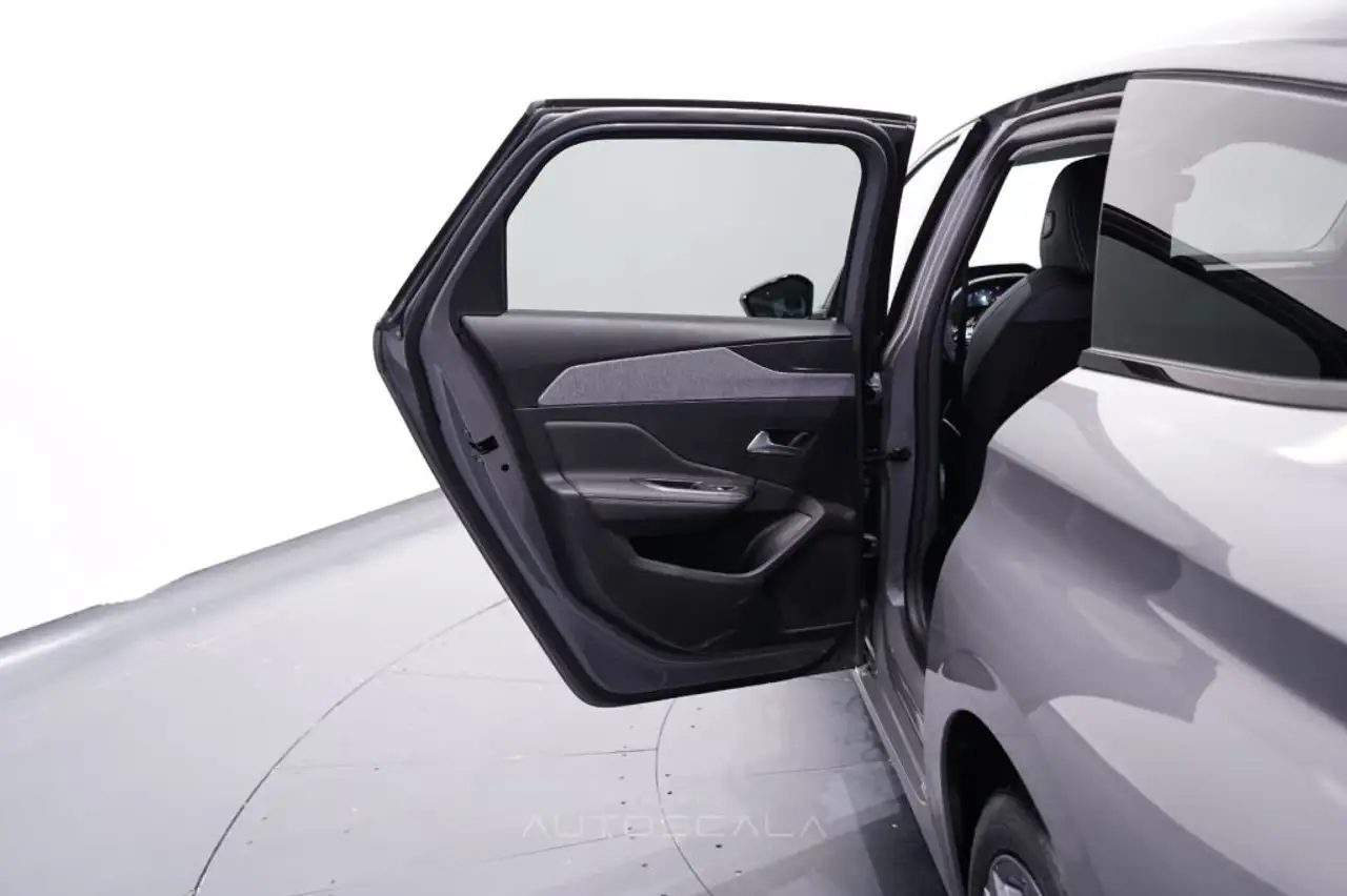 Peugeot 308 1.2 PureTech Turbo 130cv S&S SW Allure, миниатюра 22