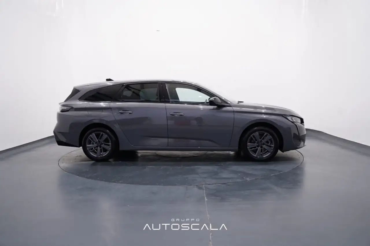 Peugeot 308 1.2 PureTech Turbo 130cv S&S SW Allure, миниатюра 7