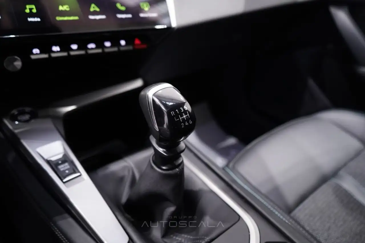Peugeot 308 1.2 PureTech Turbo 130cv S&S SW Allure, миниатюра 18