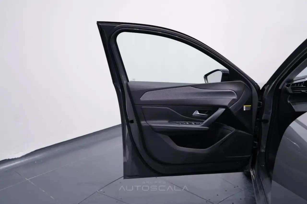 Peugeot 308 1.2 PureTech Turbo 130cv S&S SW Allure, миниатюра 9