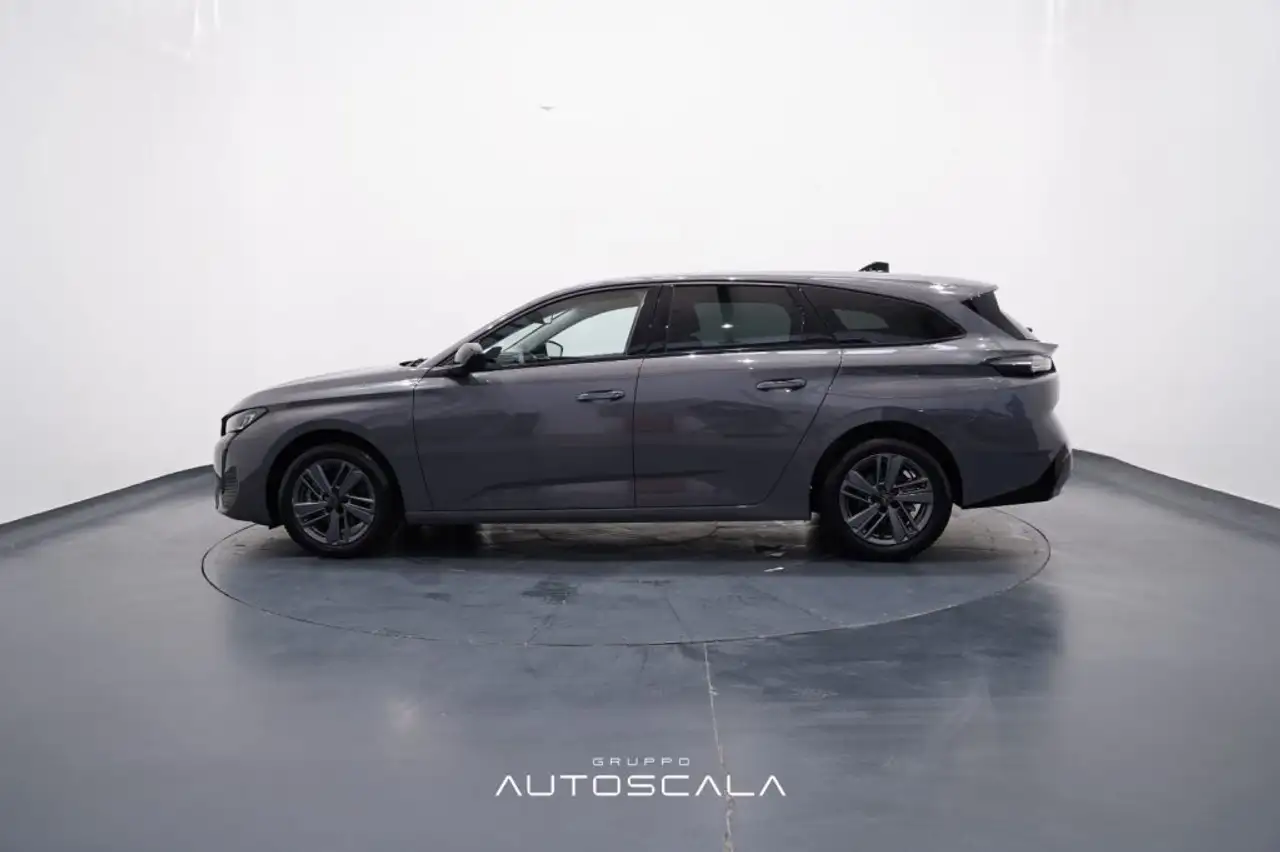 Peugeot 308 1.2 PureTech Turbo 130cv S&S SW Allure, миниатюра 3