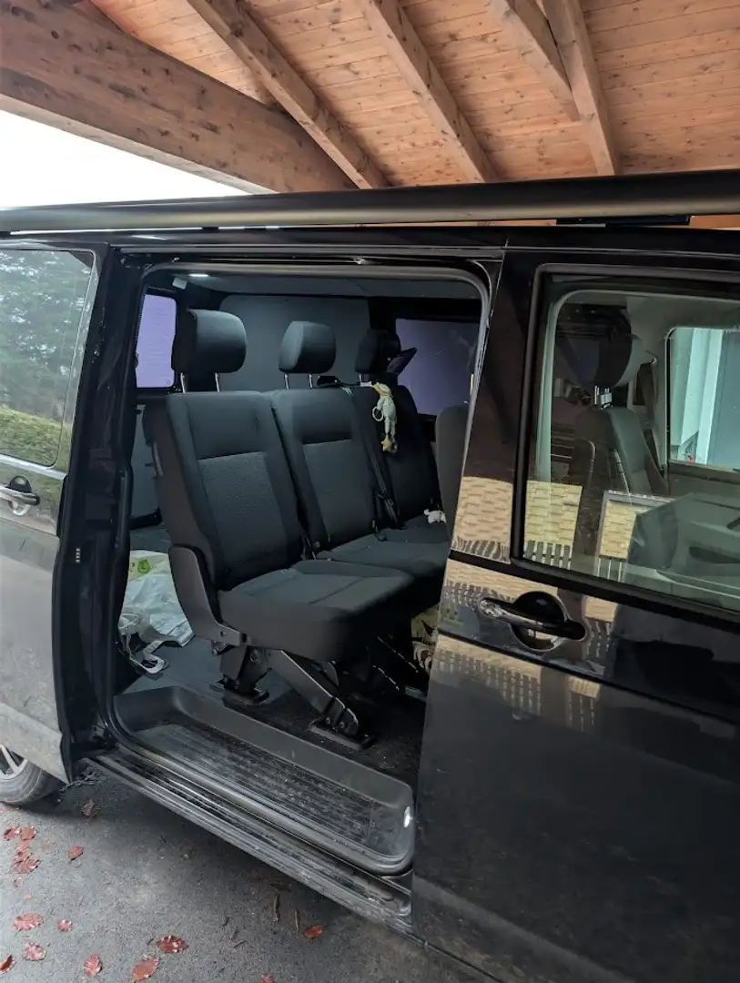 Volkswagen T6 Transporter T6 Kastenwagen Plus KR 2,0 TDI Schwarz - 2
